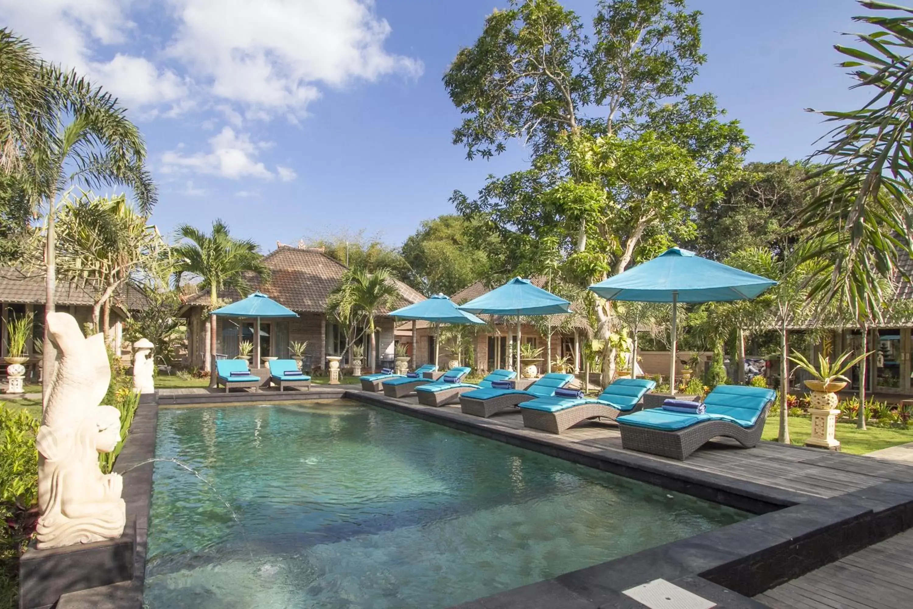 Swimming Pool in The Palm Grove Villas