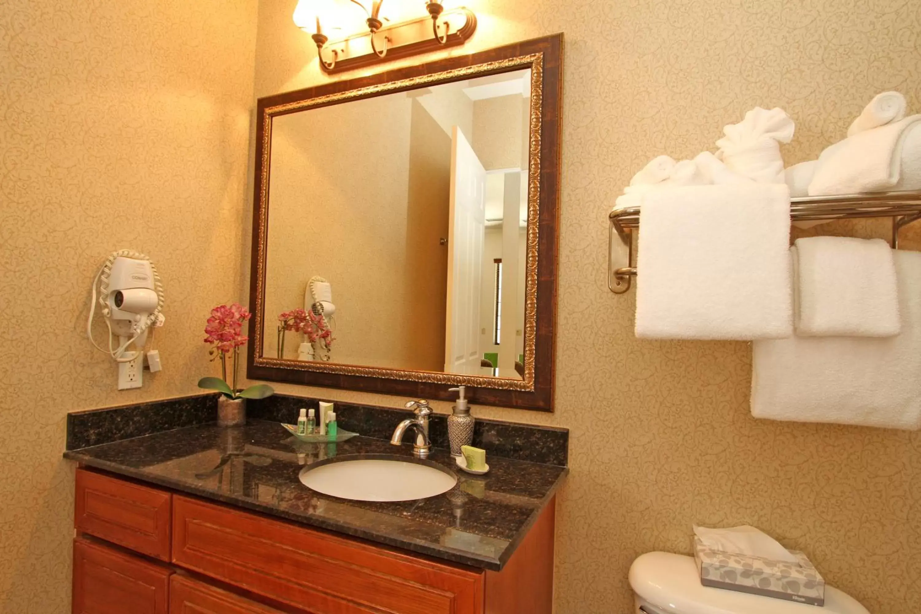 Bathroom in La Quinta Vacations Rental