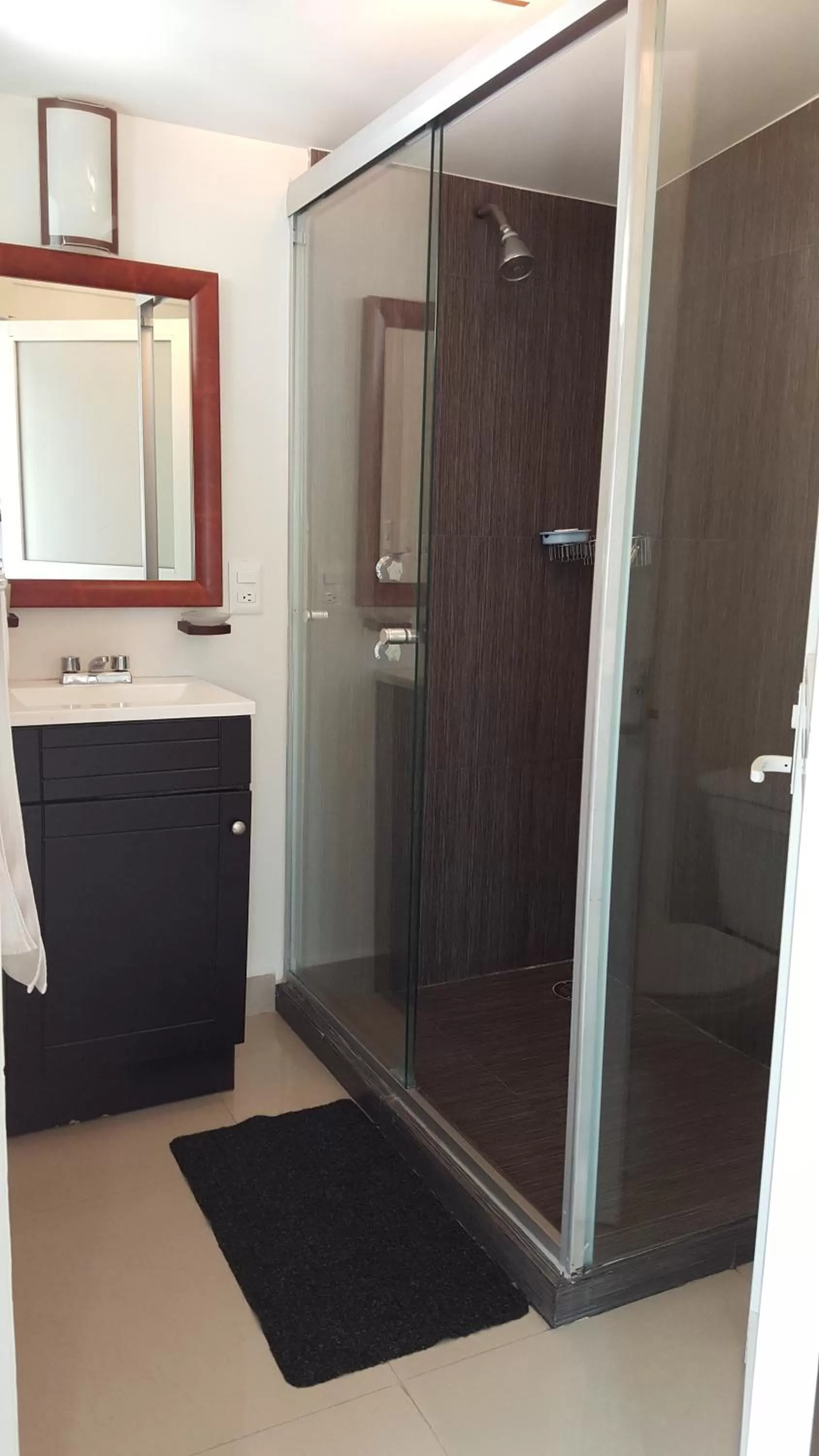 Bathroom in Grupo Kings Suites - Bosques de Duraznos 78