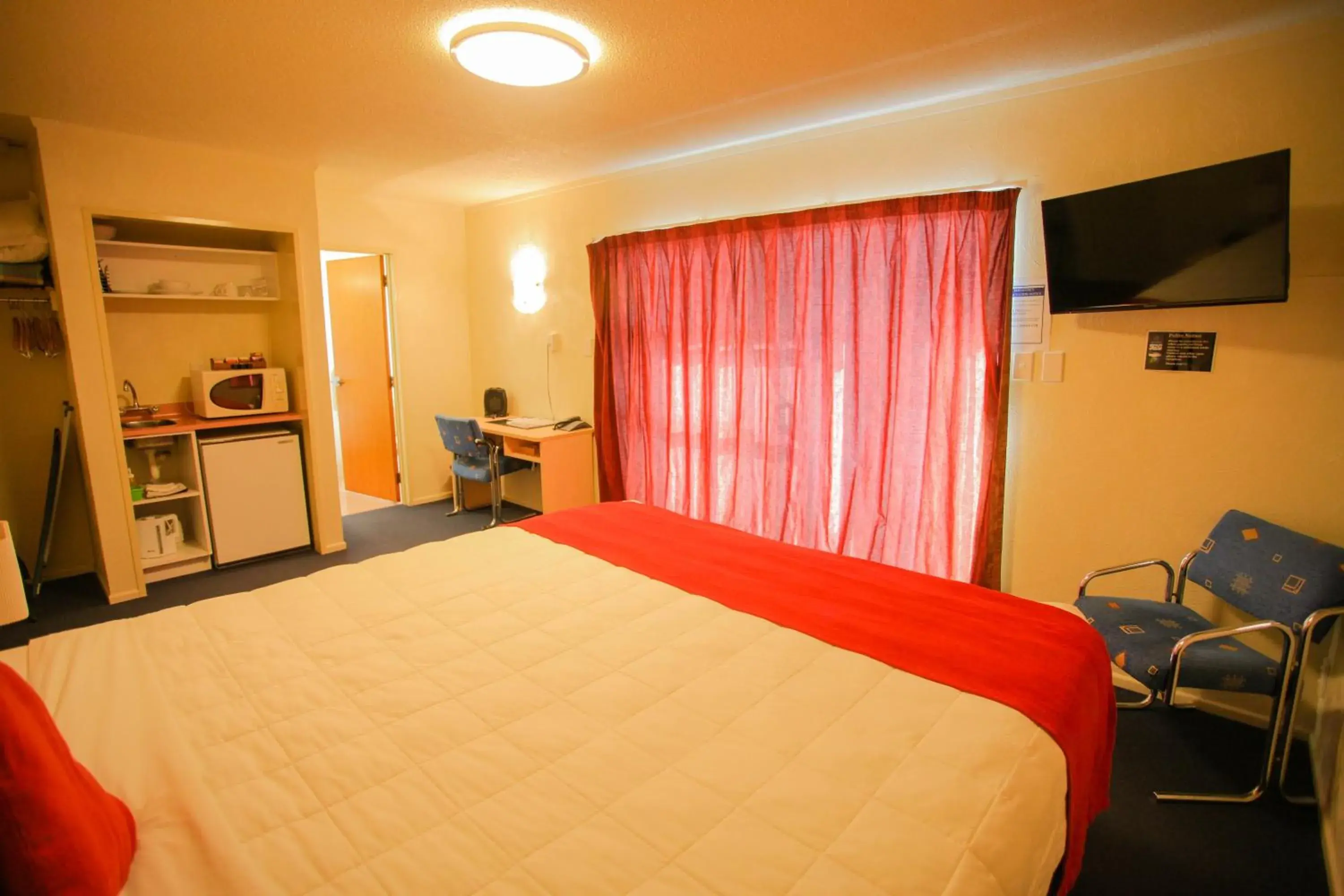 Bed in Abbots Hamilton – Hotel and Conference Centre Bed in Abbots Hamilton – Hotel and Conference Centre