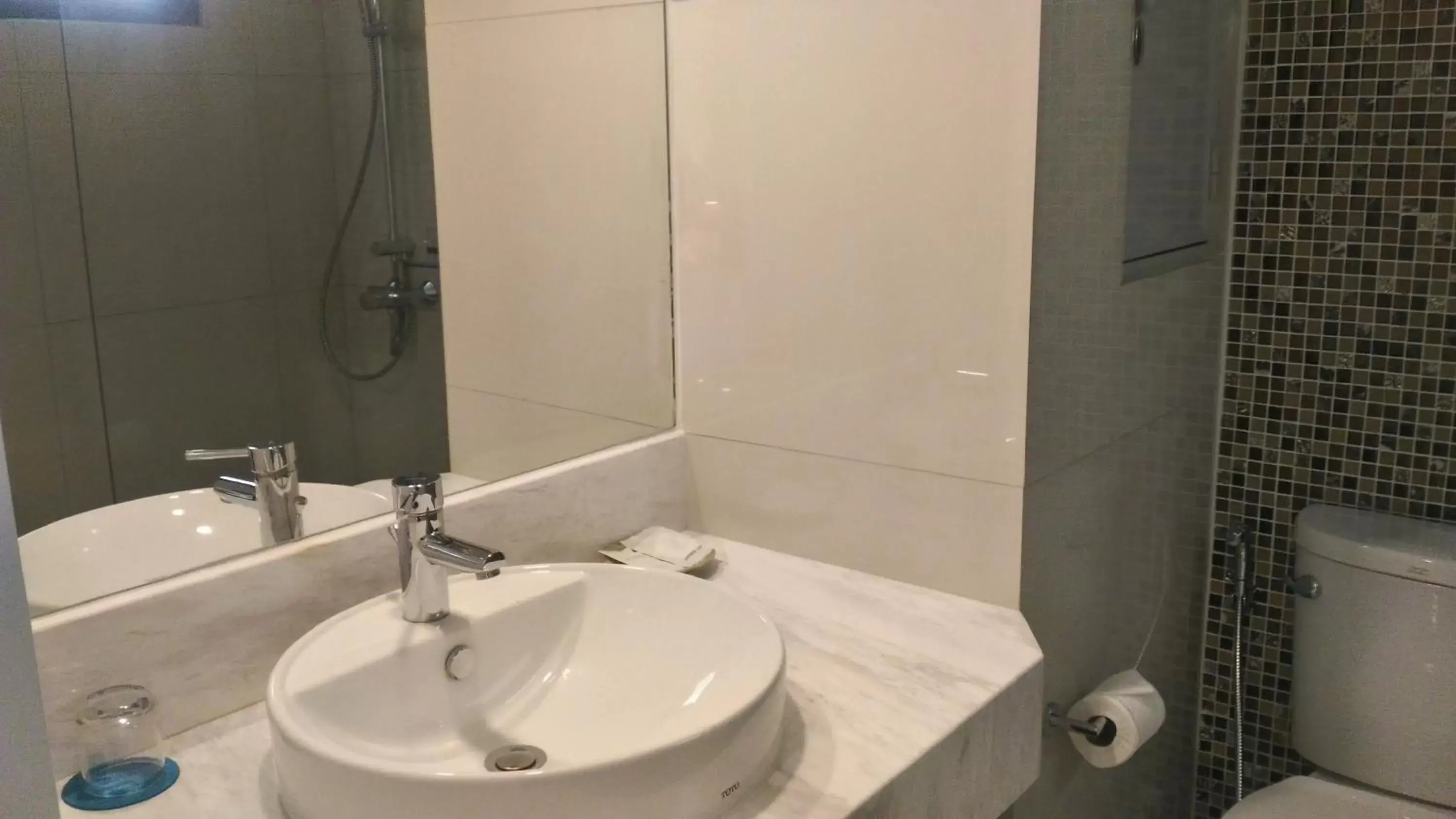 Bathroom in Le Tada Residence - SHA Plus