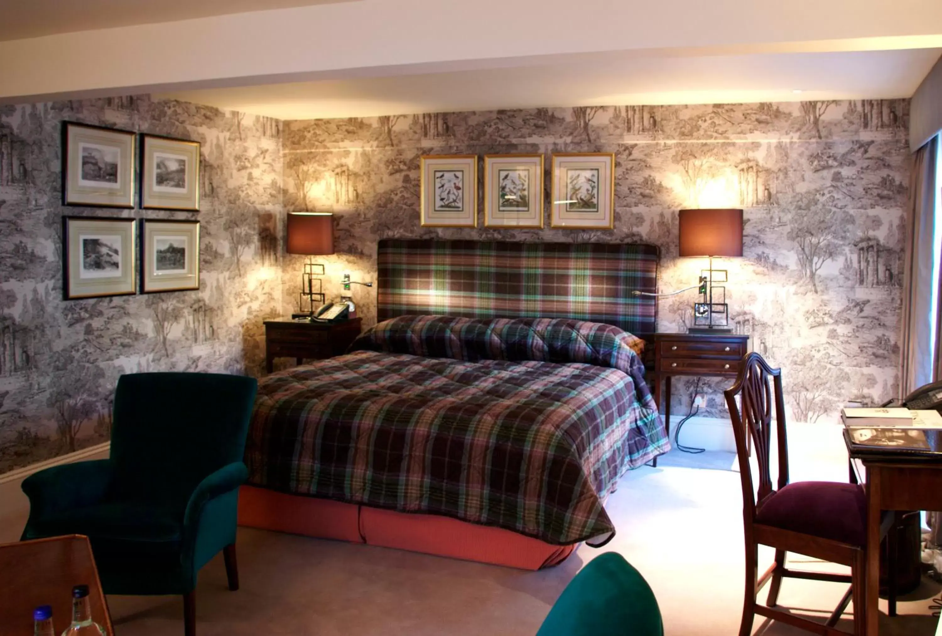 Bedroom, Bed in Chewton Glen Hotel - an Iconic Luxury Hotel