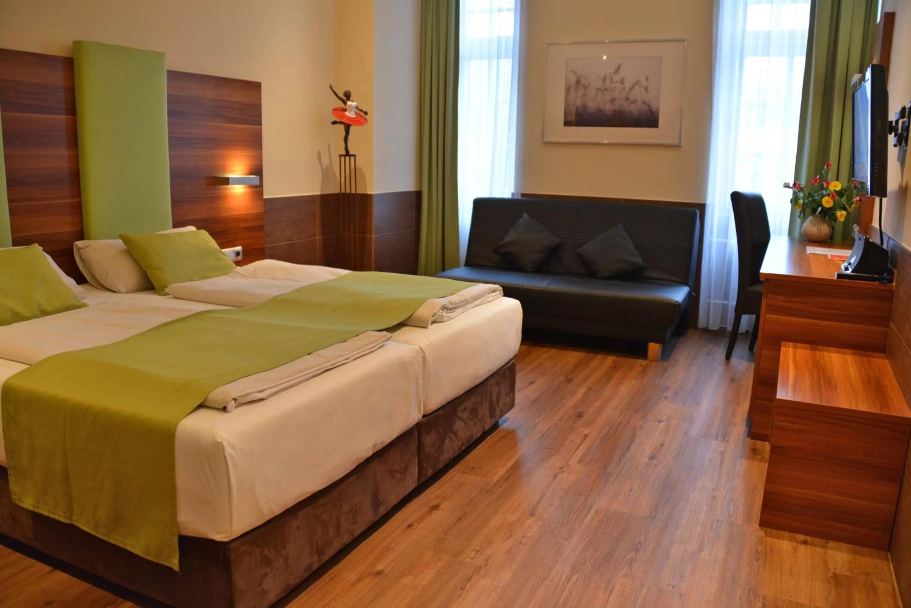 Bedroom, Bed in Arthotel Munich