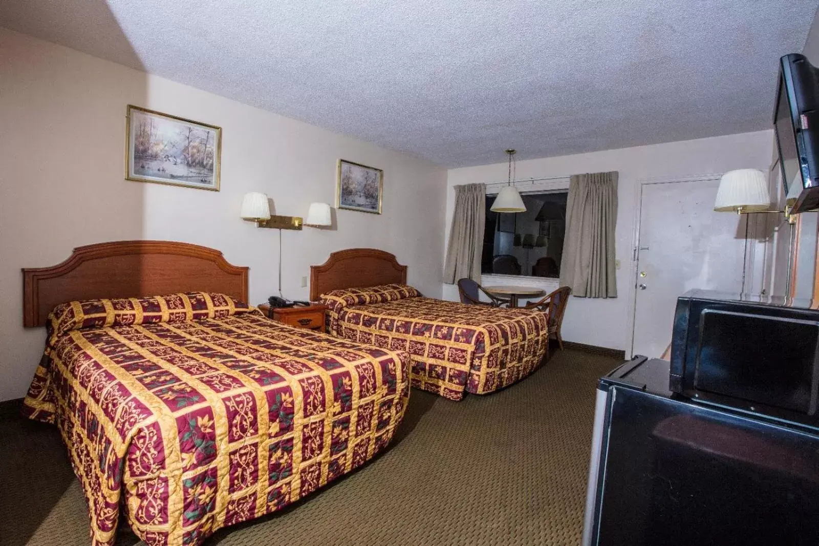 Property building, Bed in Parkview Motel Property building, Bed in Parkview Motel
