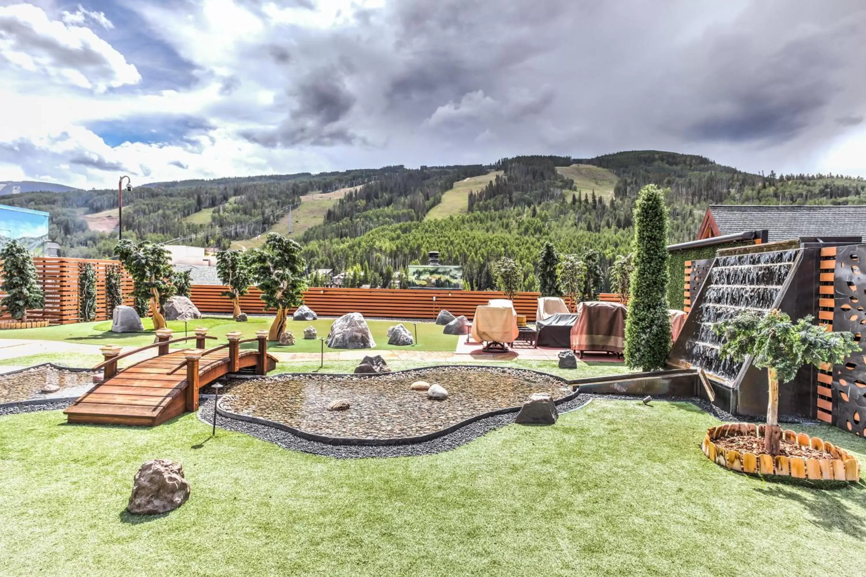 Bedroom, Bird's-eye View in The Hythe, a Luxury Collection Resort, Vail