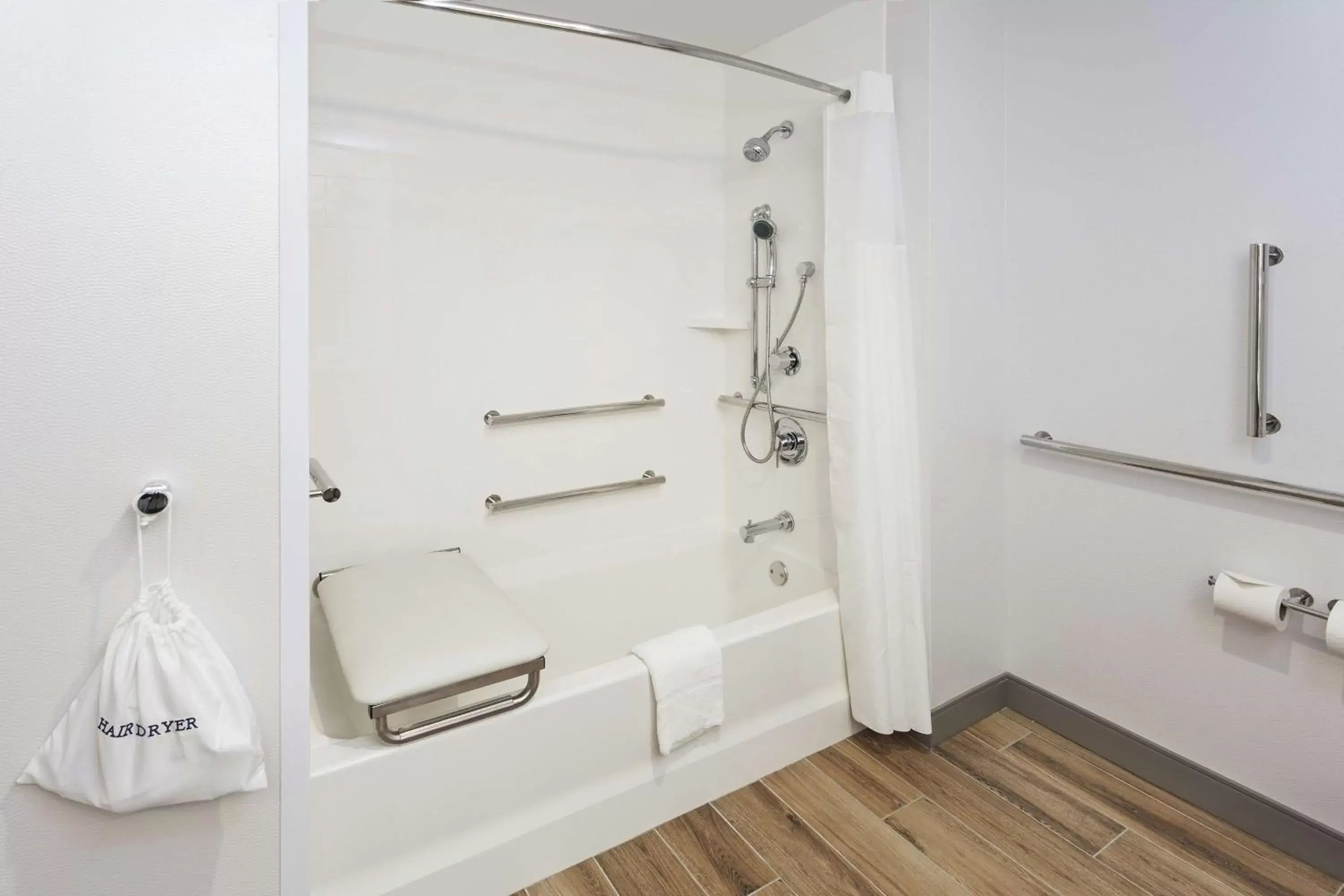 Bathroom in Hampton Inn & Suites Rocky Hill - Hartford South Bathroom in Hampton Inn & Suites Rocky Hill - Hartford South