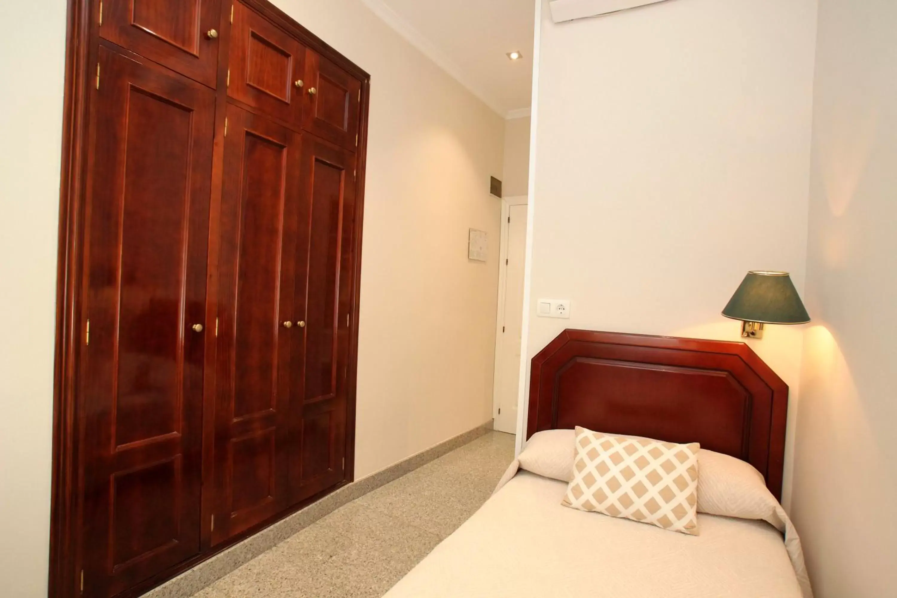 Single Room in Hotel Maestranza