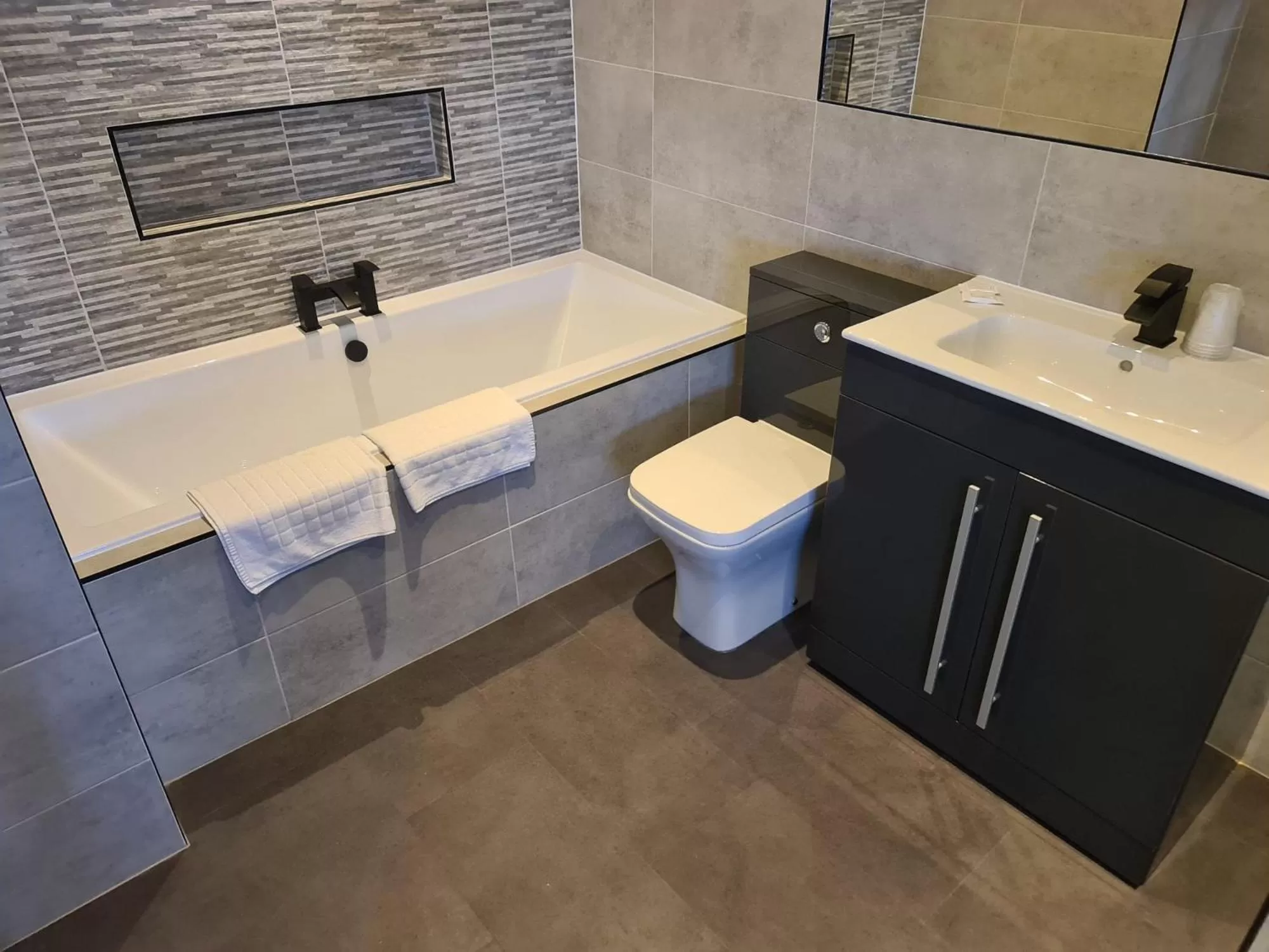 Bathroom in Royal Seabank Hotel