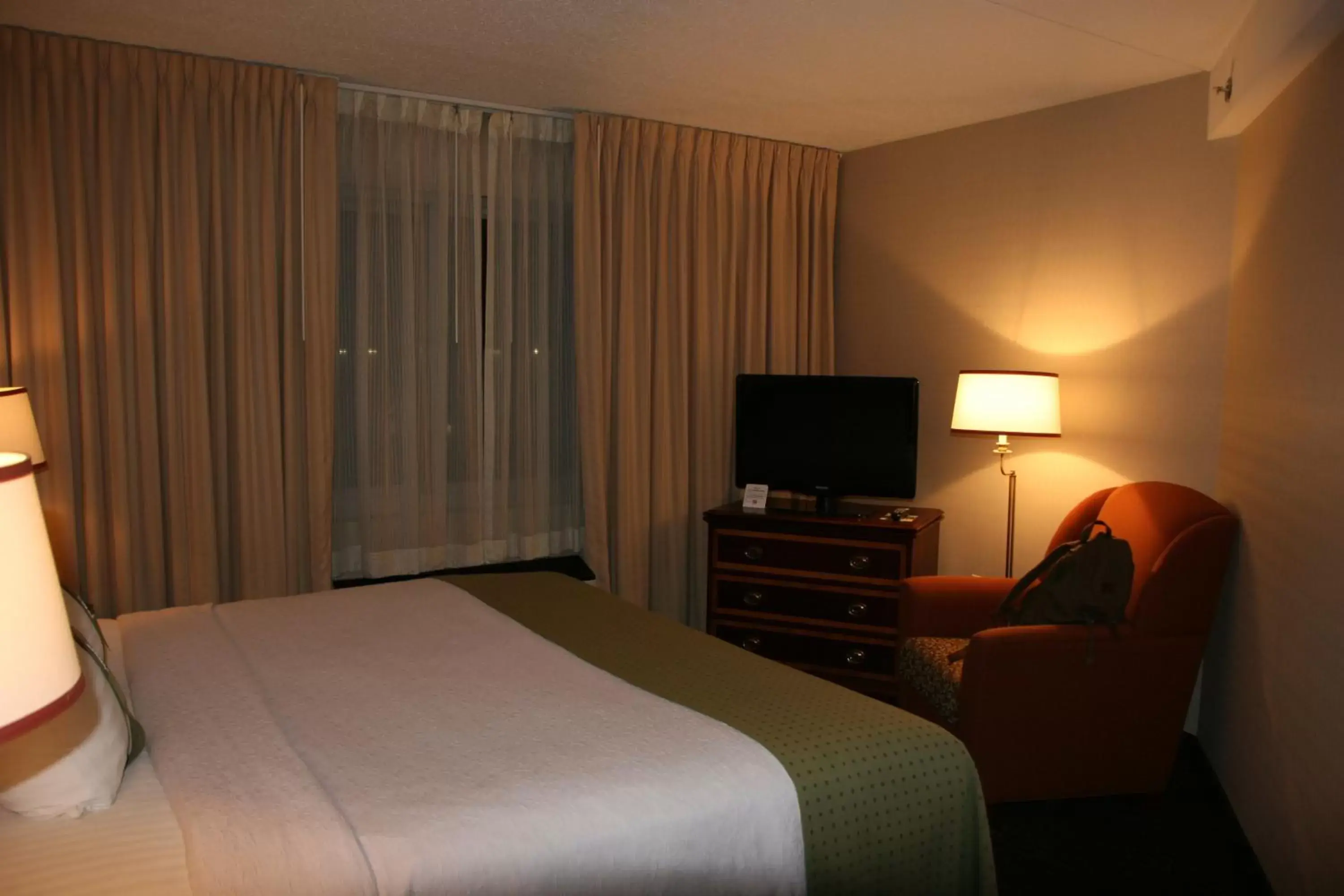 Bed in Holiday Inn Budd Lake - Rockaway Area, an IHG Hotel