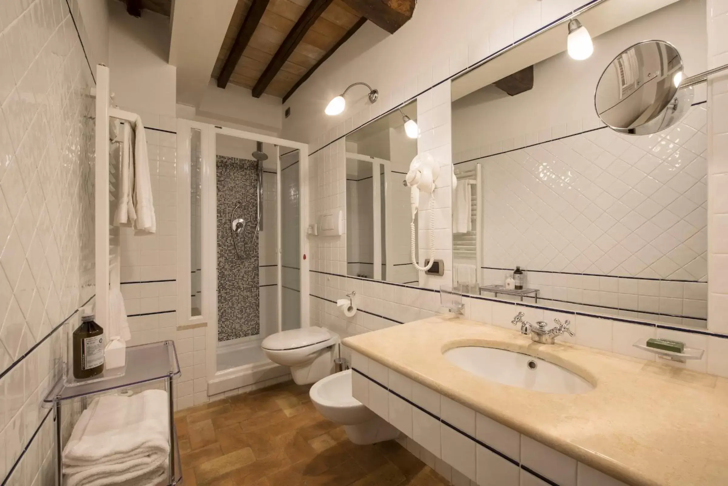 Bathroom in Relais Osteria Dell'Orcia