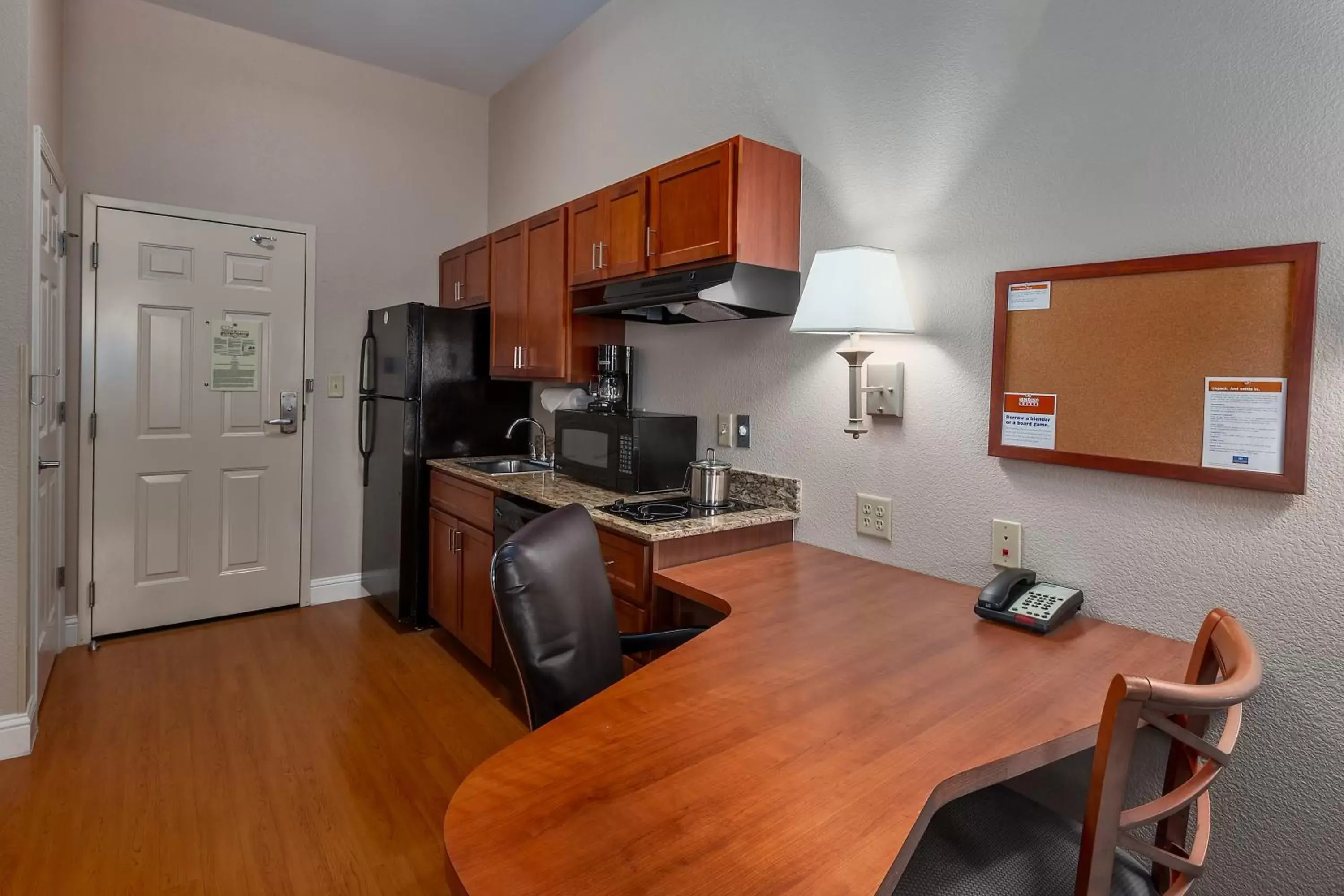 Photo of the whole room, Kitchen/Kitchenette in Candlewood Suites Decatur Medical Center, an IHG Hotel