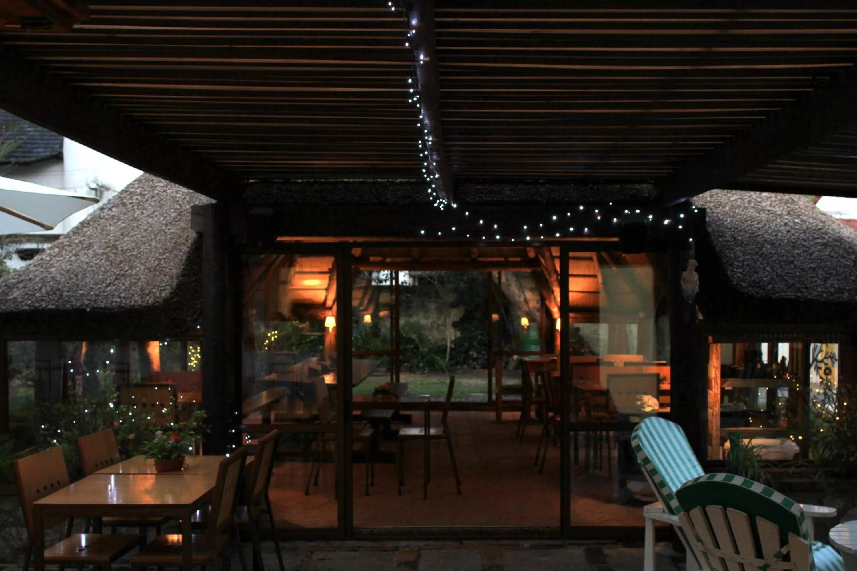 Patio, Restaurant/Places to Eat in Santoral Restaurante y Posada Pet Friendly