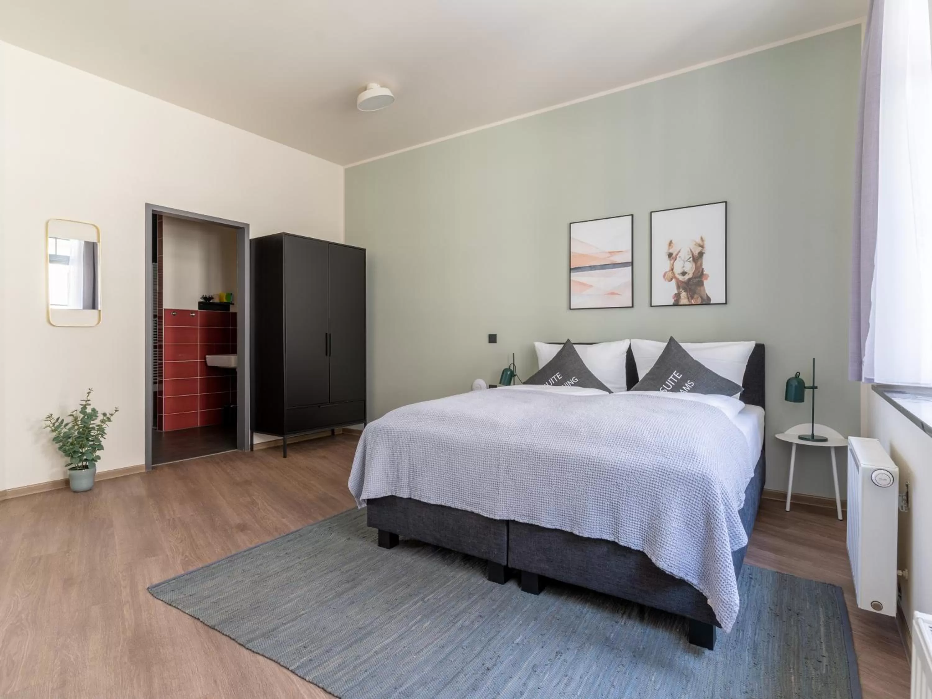 Bed in Limehome Leipzig Oelßner's Hof