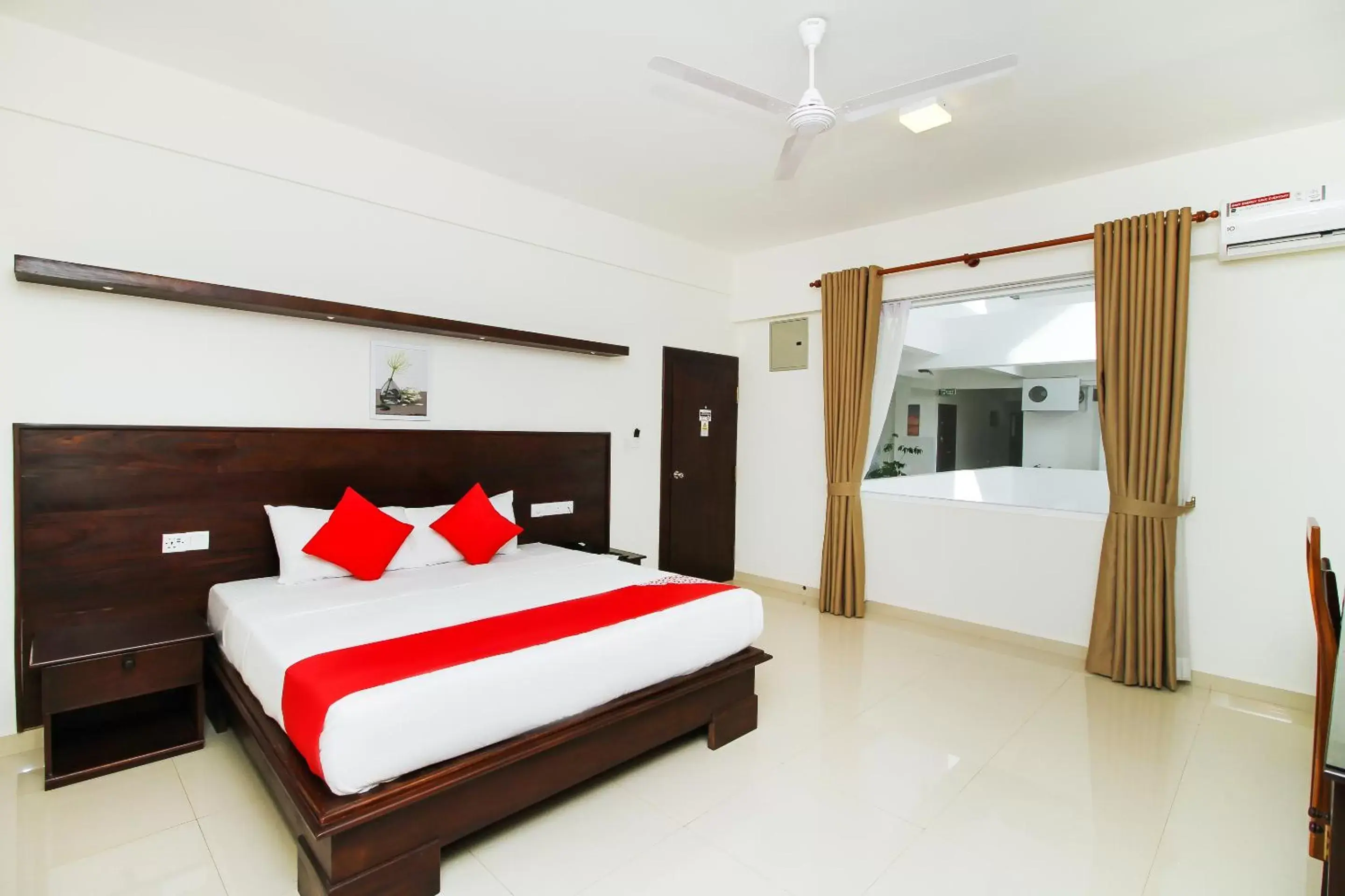 Deluxe Twin Room in Hotel Nelly Marine Deluxe Twin Room in Hotel Nelly Marine