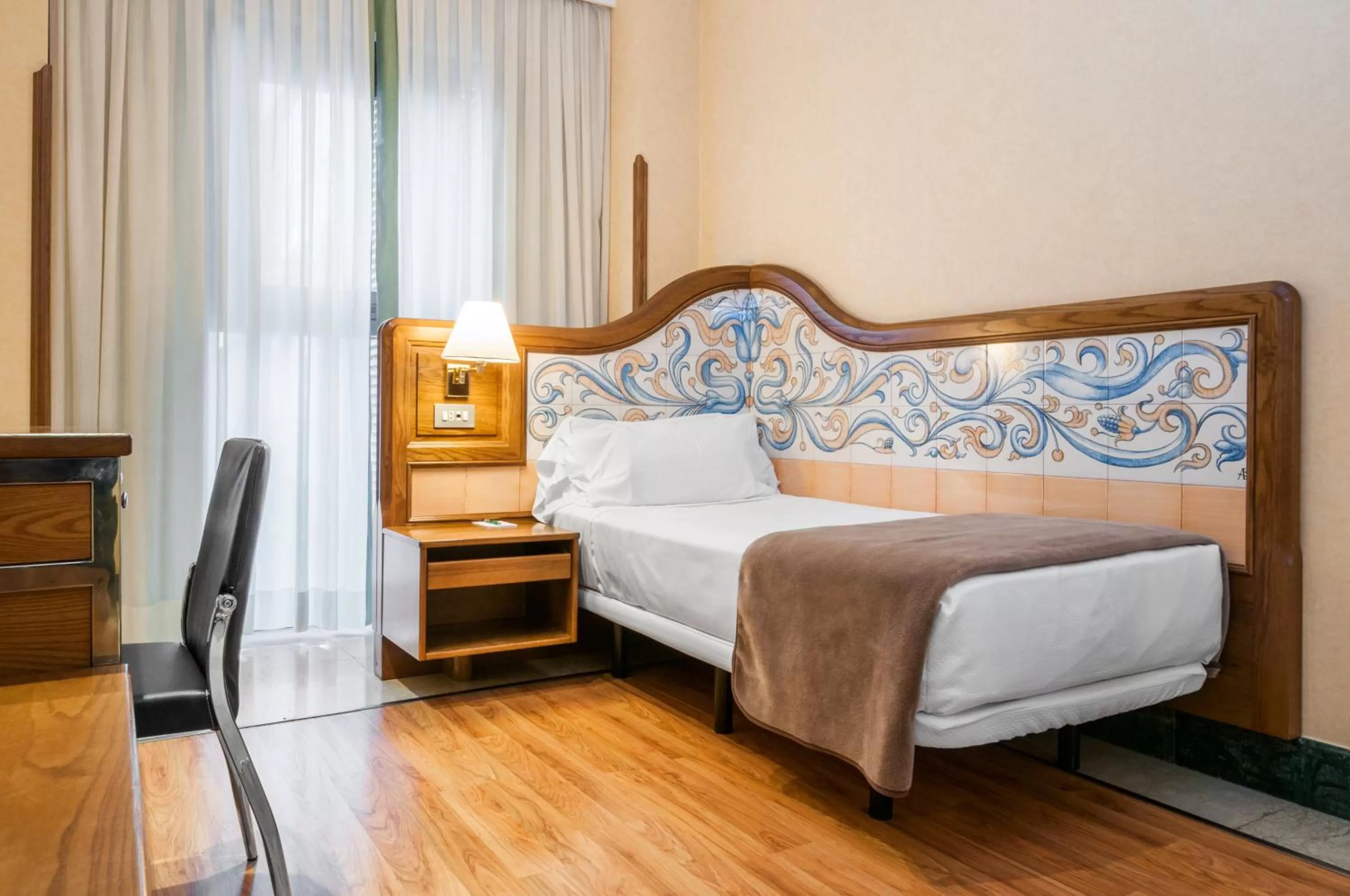 Photo of the whole room, Bed in Hotel Julia