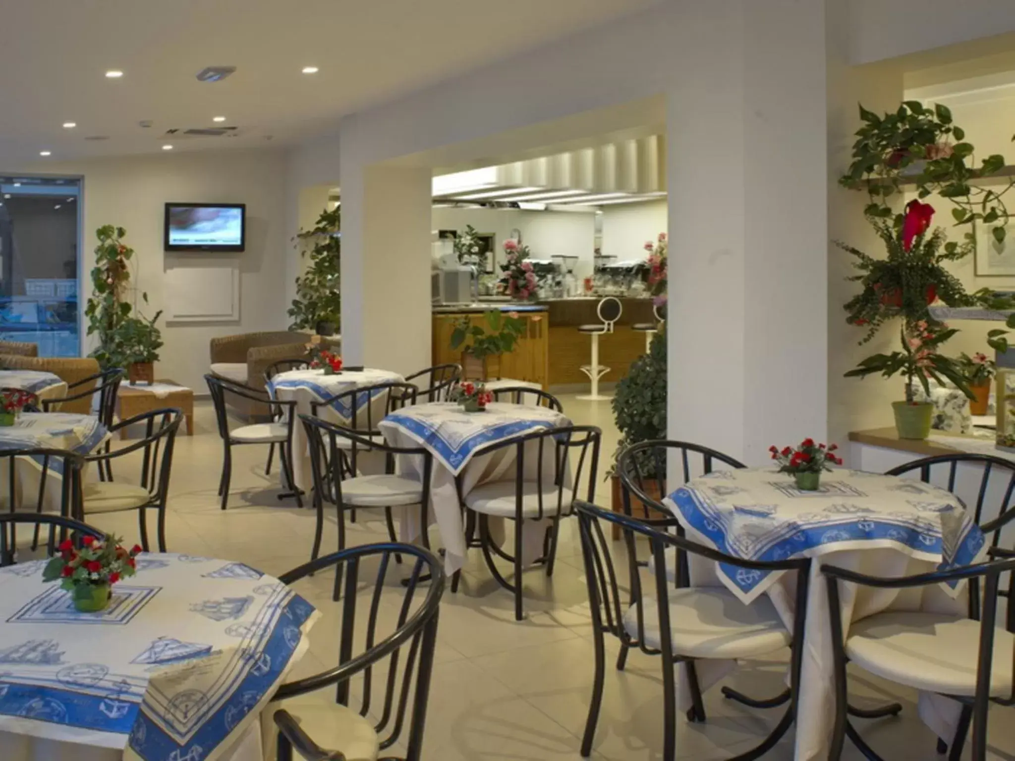 Lounge or bar, Restaurant/Places to Eat in Hotel Nives