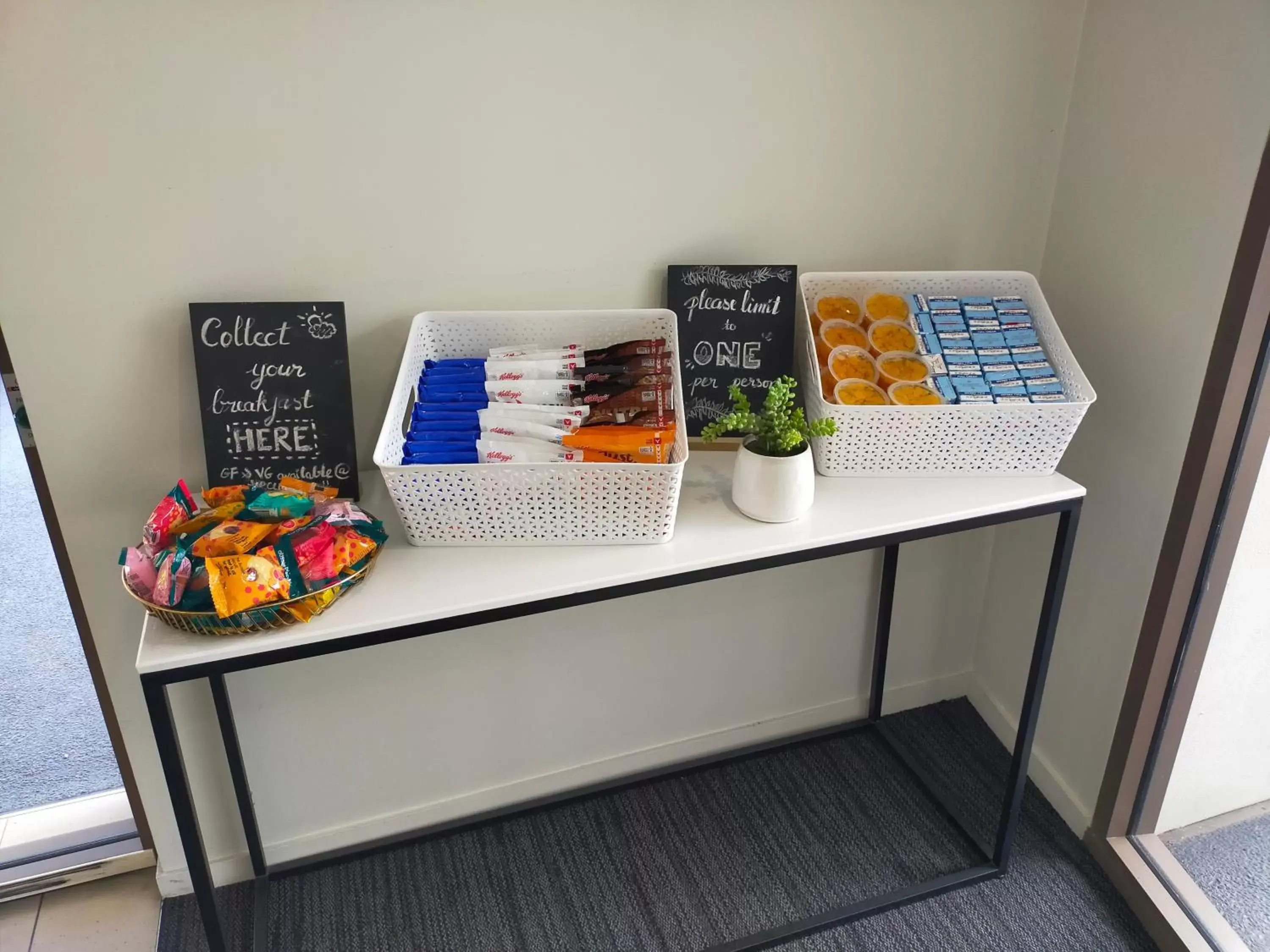 Breakfast in Essence Apartments Chermside Breakfast in Essence Apartments Chermside