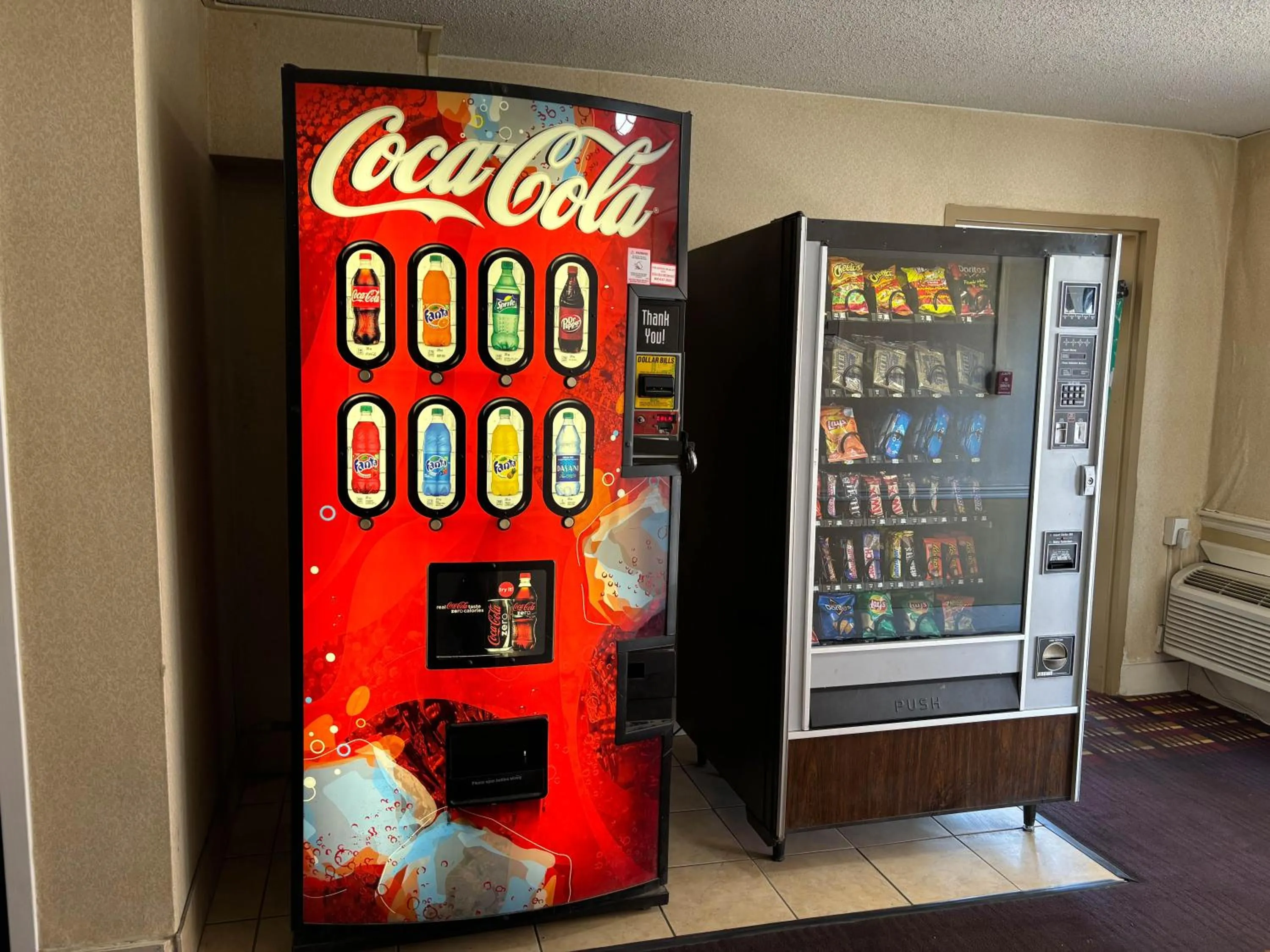 vending machine in Studio 6 Suites Memphis, TN East Memphis