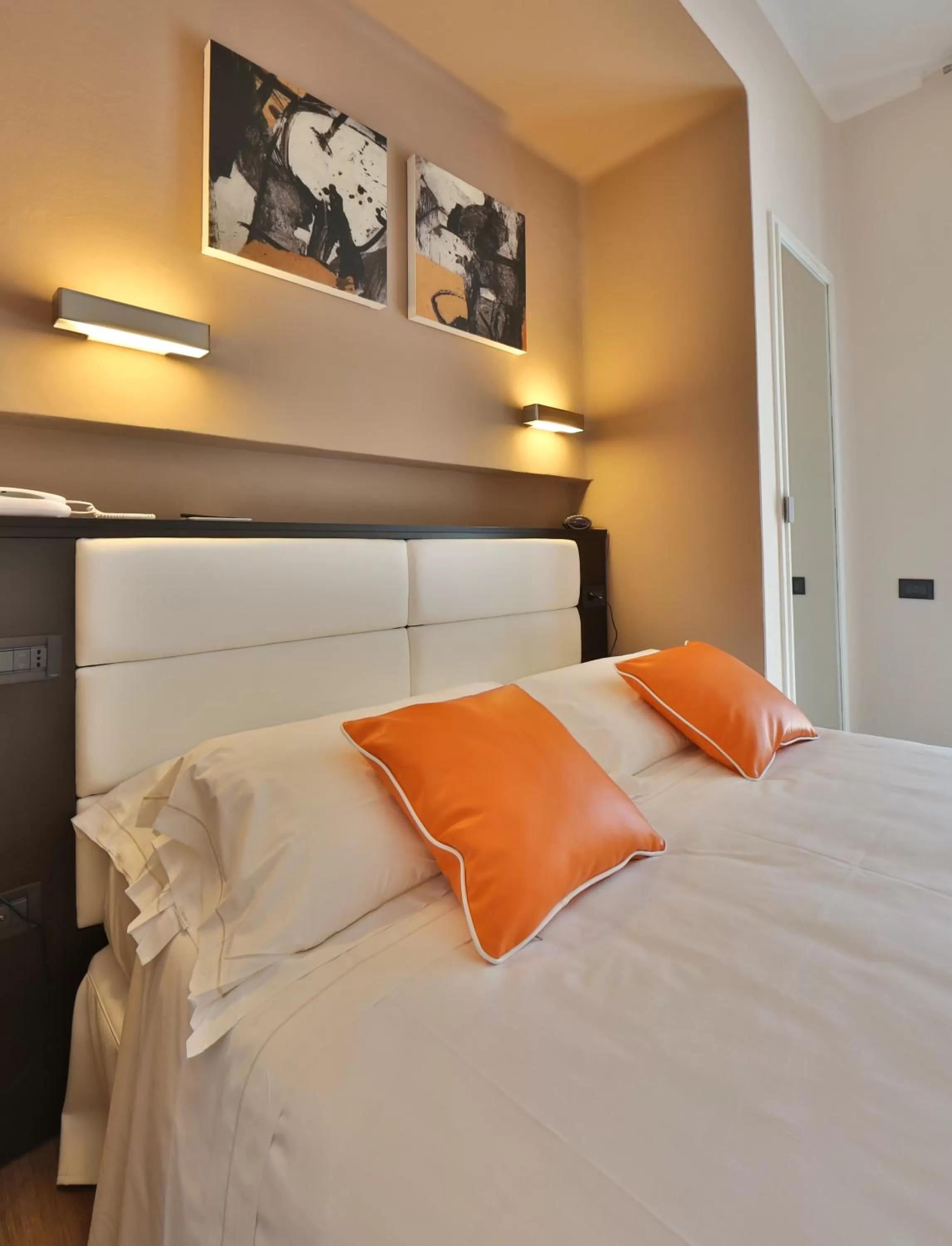 Bed in Best Western Regina Elena