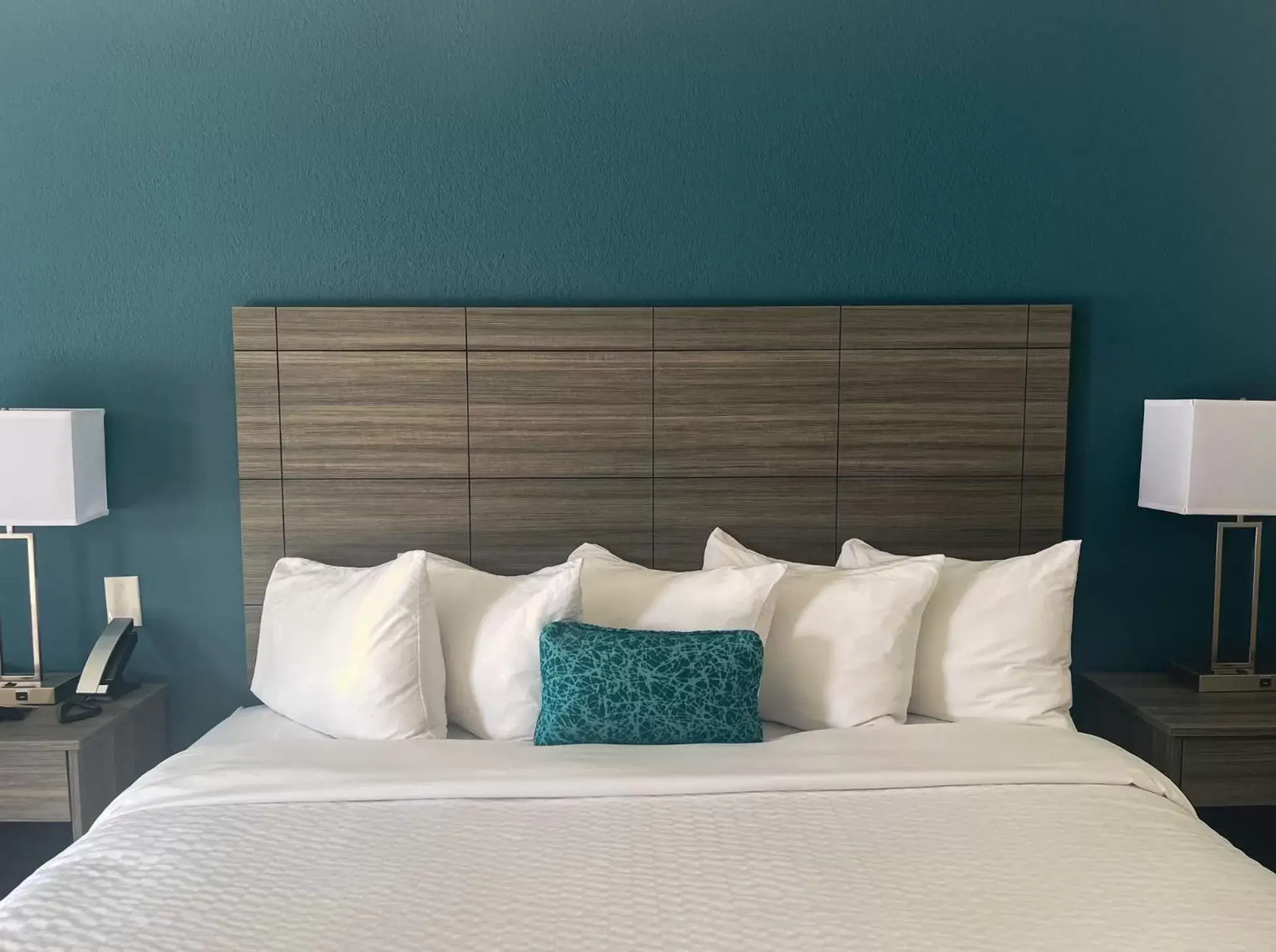 Bed in Ramada by Wyndham Lumberton Bed in Ramada by Wyndham Lumberton