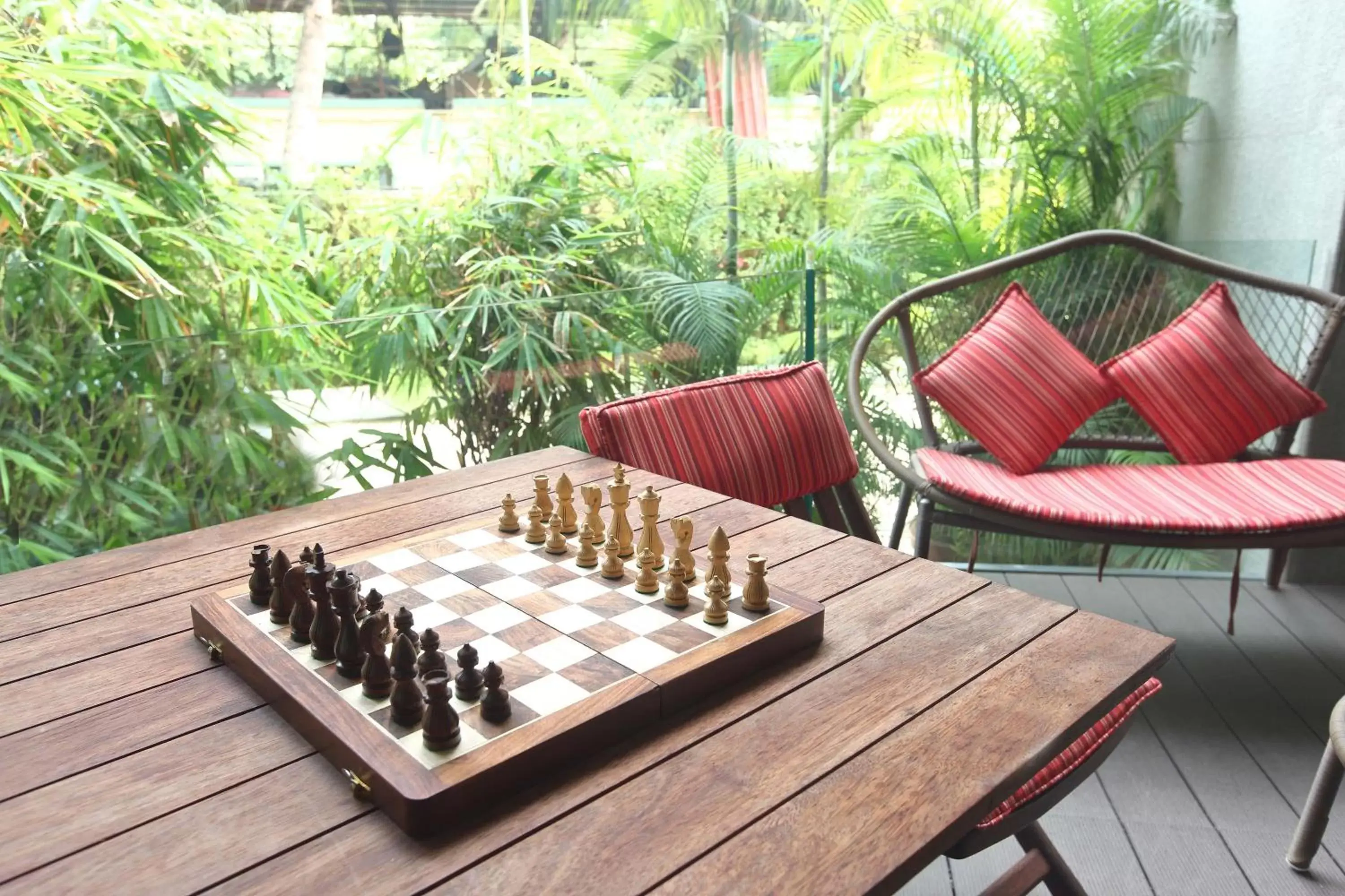 Lounge or bar in Mirage Hotel, Mumbai International Airport Lounge or bar in Mirage Hotel, Mumbai International Airport