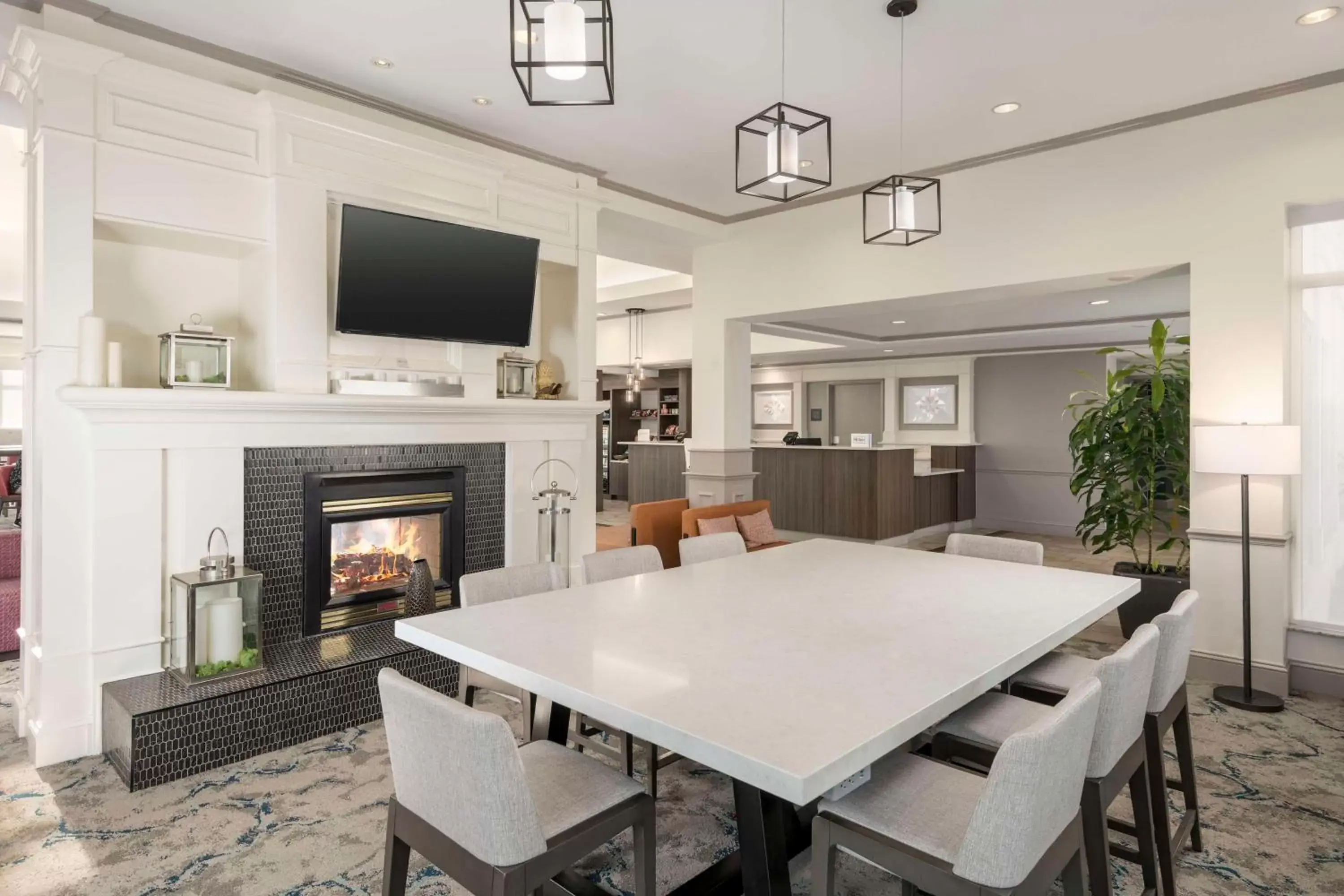 Lobby or reception, Dining Area in Hilton Garden Inn Boca Raton