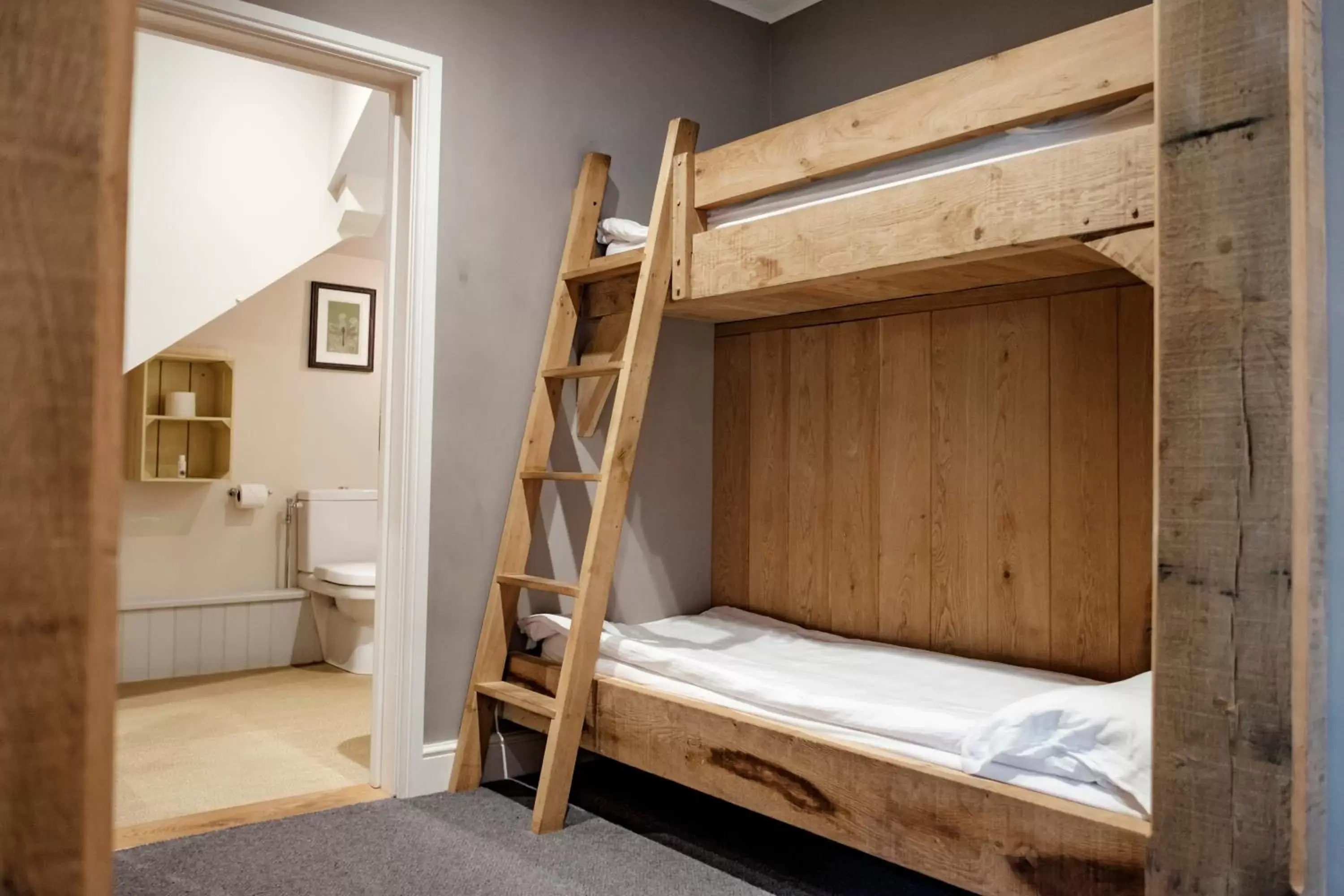 Bunk Bed in The Bull Hotel