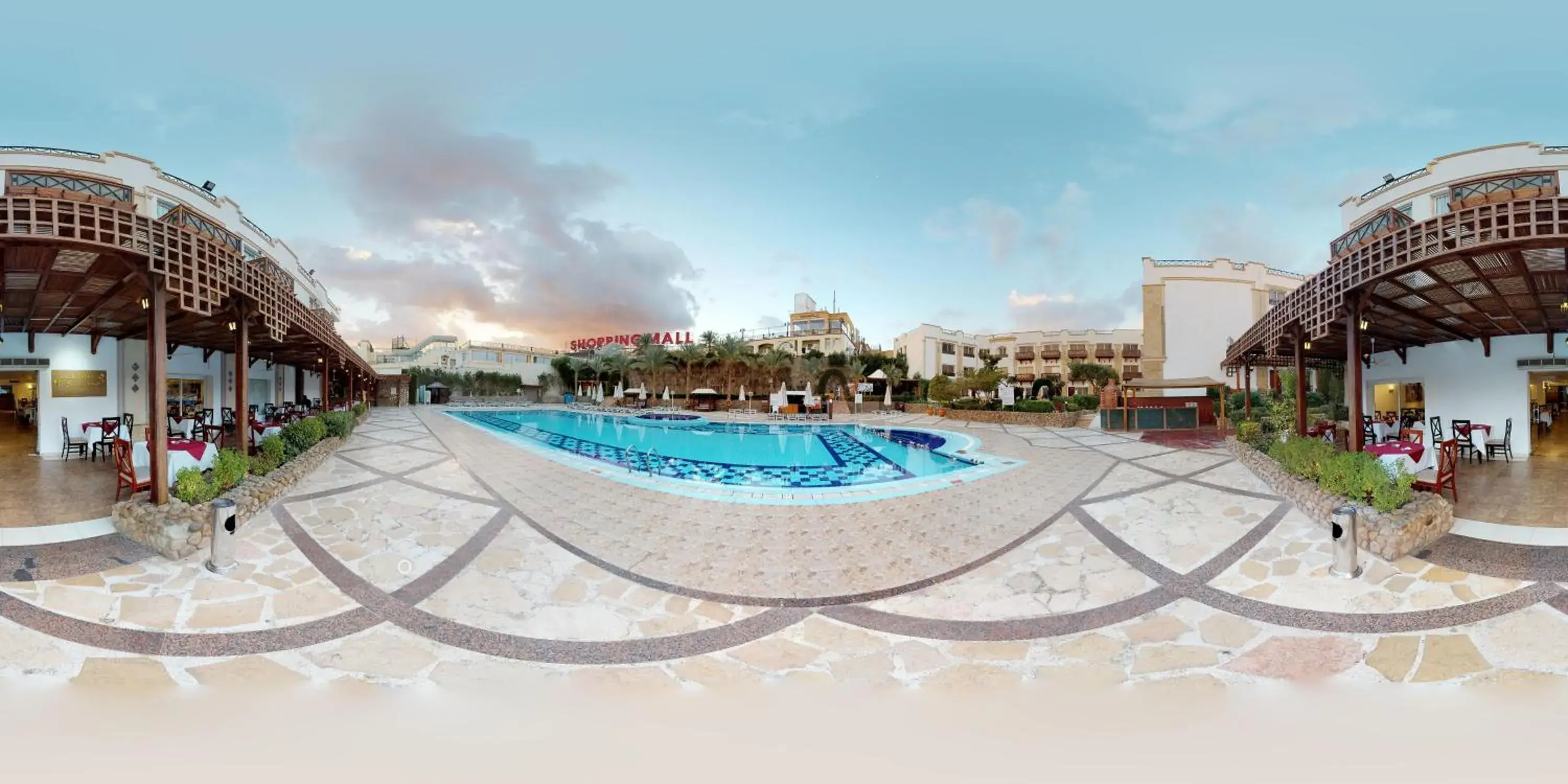 Swimming Pool in Falcon Naama Star Hotel