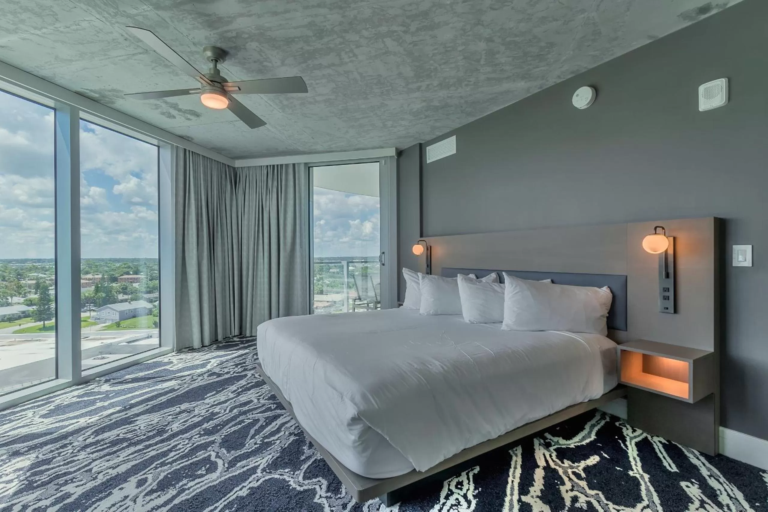 Bedroom, Bed in Max Beach Resort