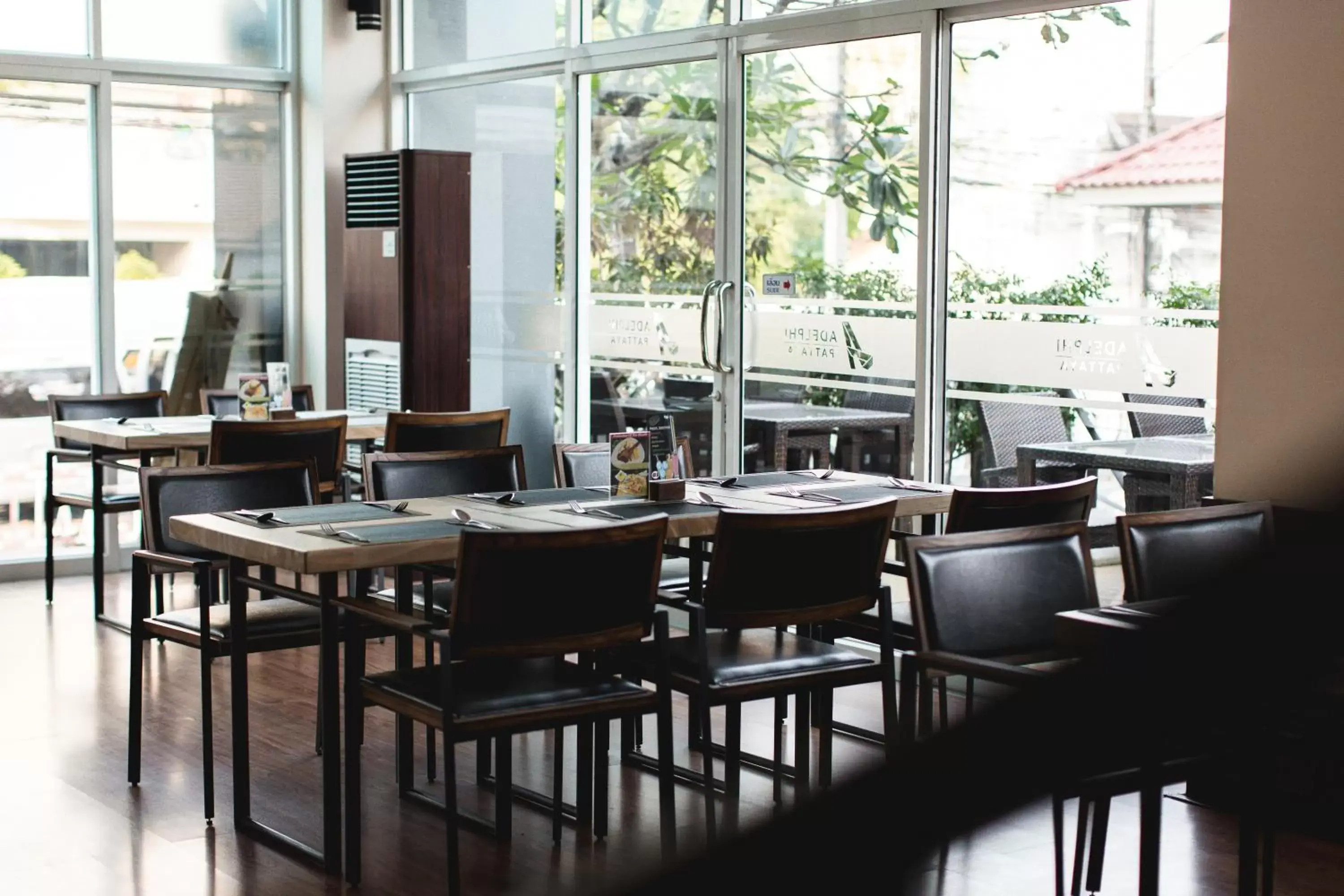 Restaurant/Places to Eat in Adelphi Pattaya - SHA Extra Plus