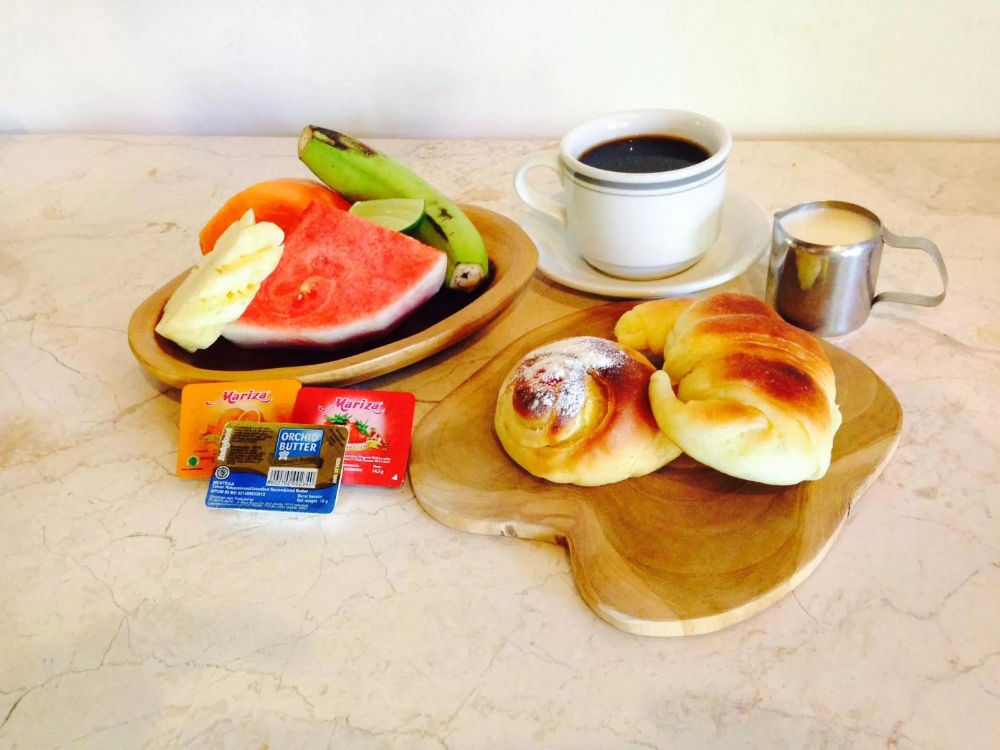 Food and drinks in Bumi Ayu Bungalow Sanur