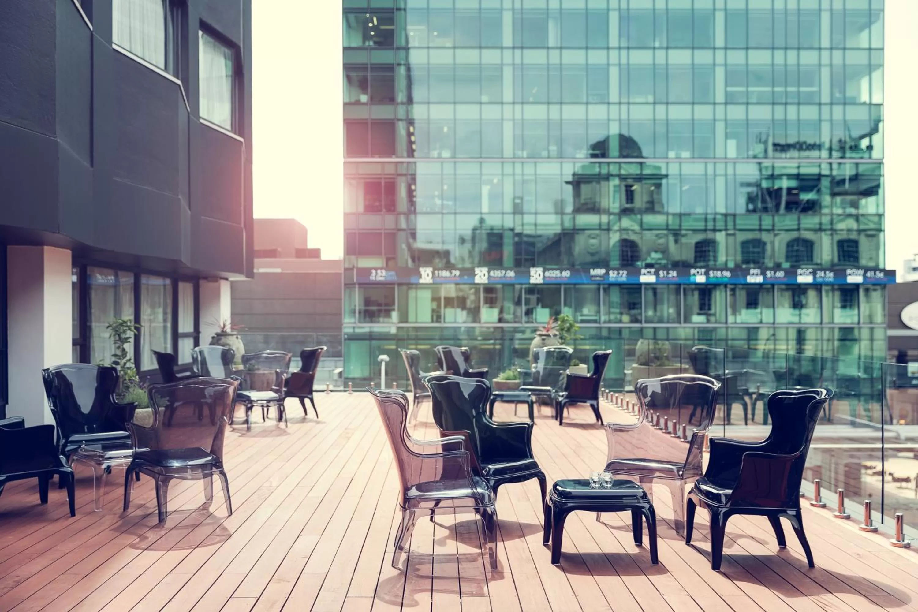 Patio in Mövenpick Hotel Auckland