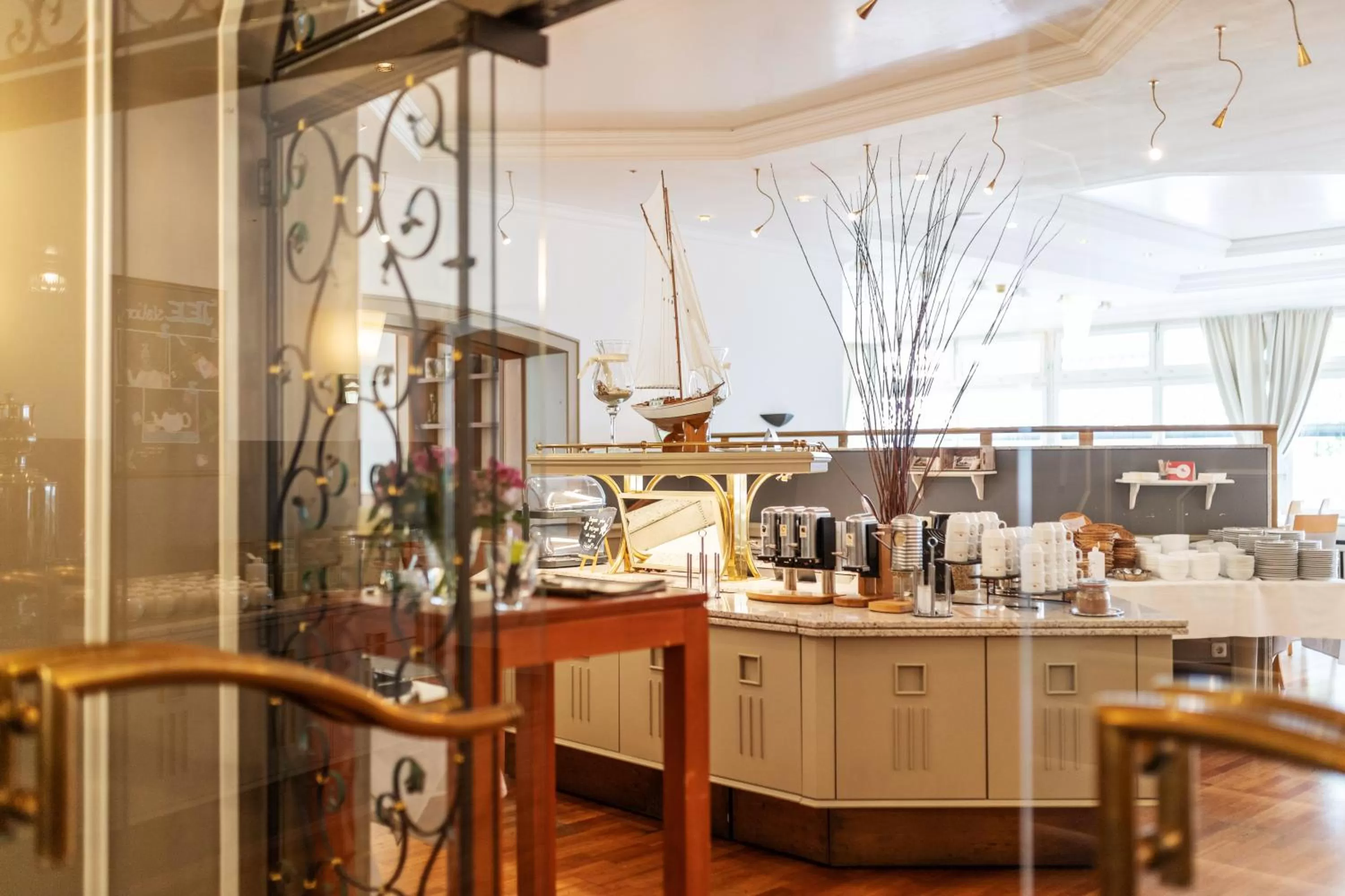 Breakfast in Hotel Dieksee - Collection by Ligula