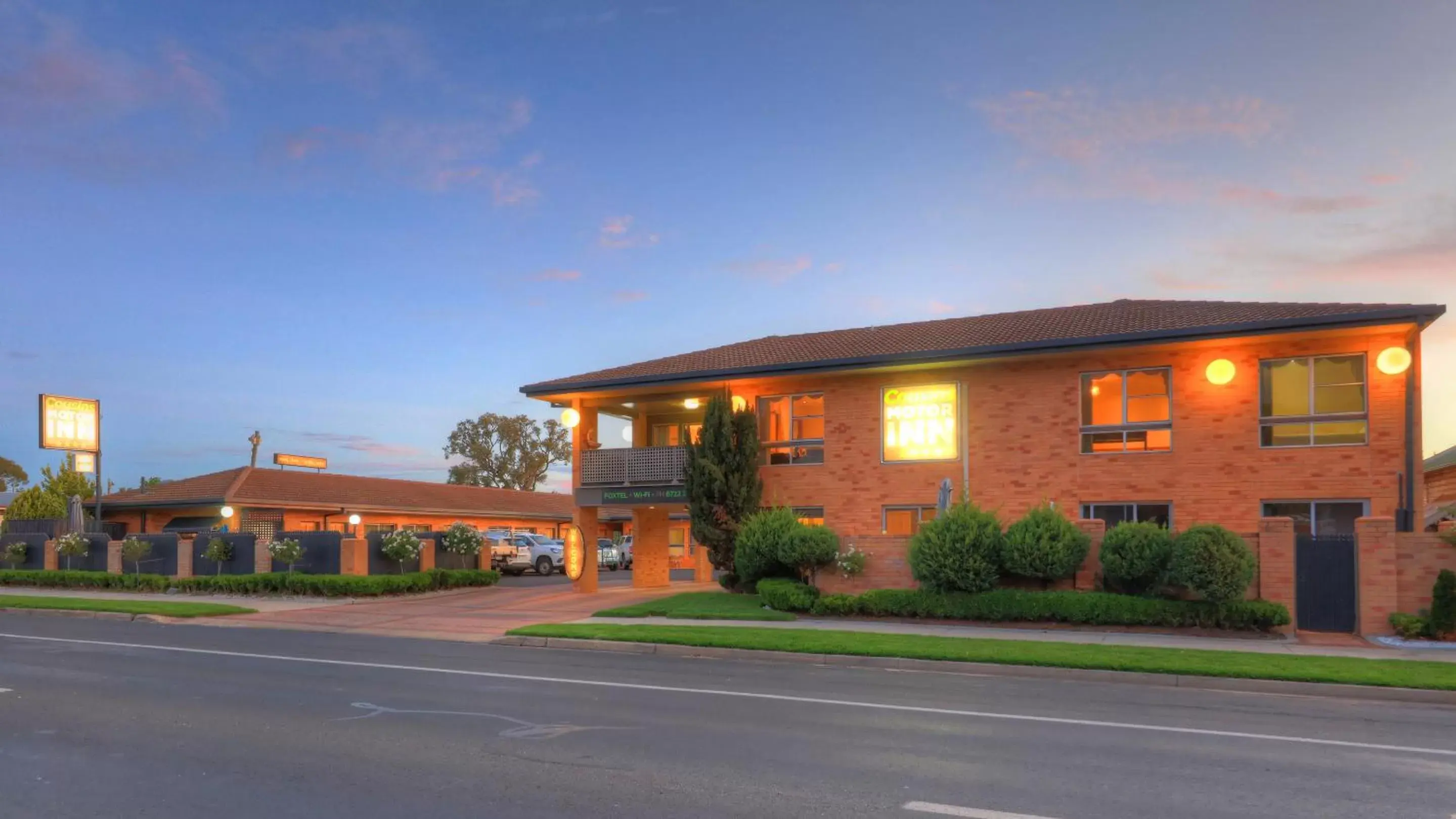 Property Building in Cousins Motor Inn