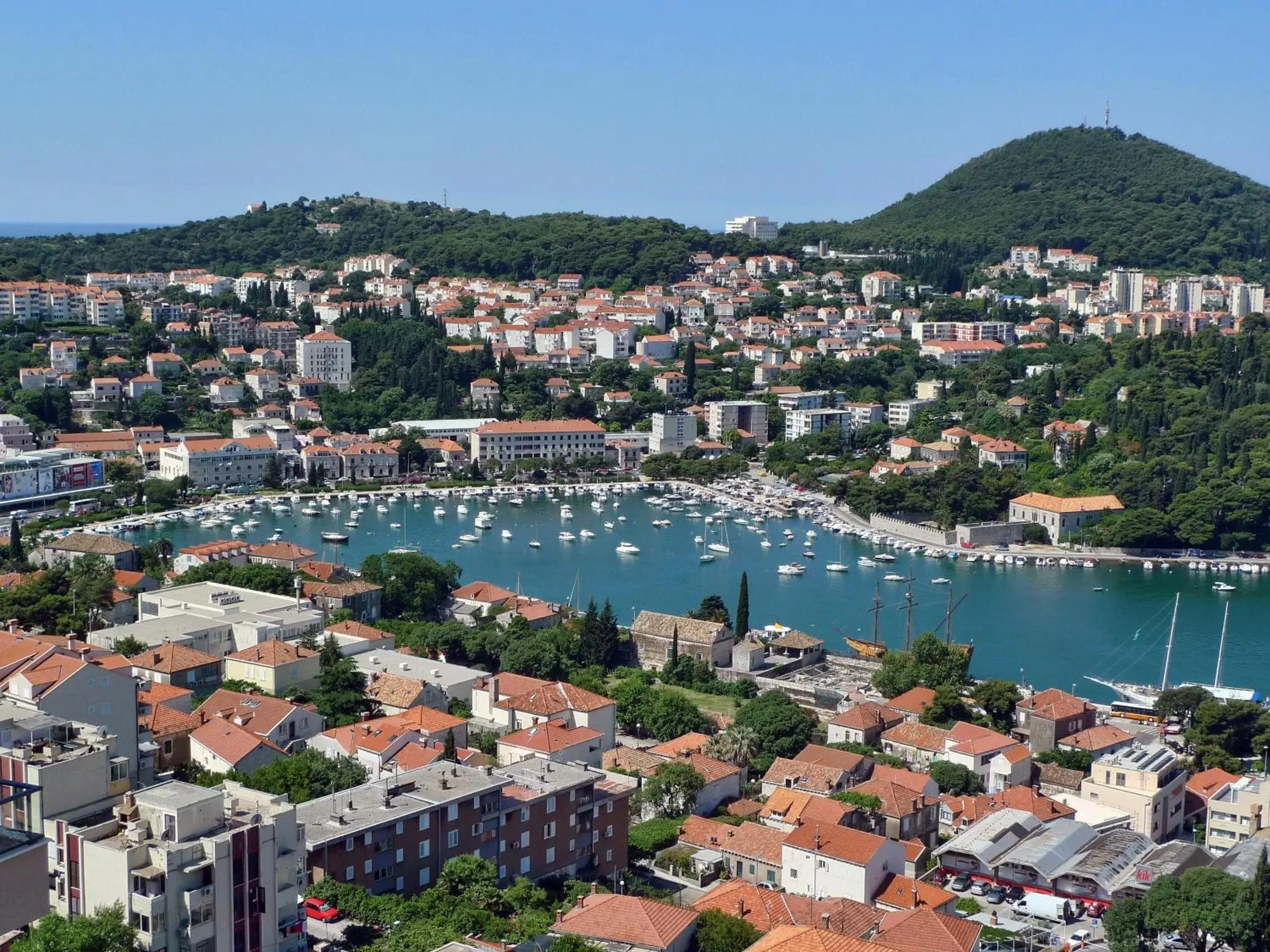 Bird's eye view, Bird's-eye View in Hotel Adria