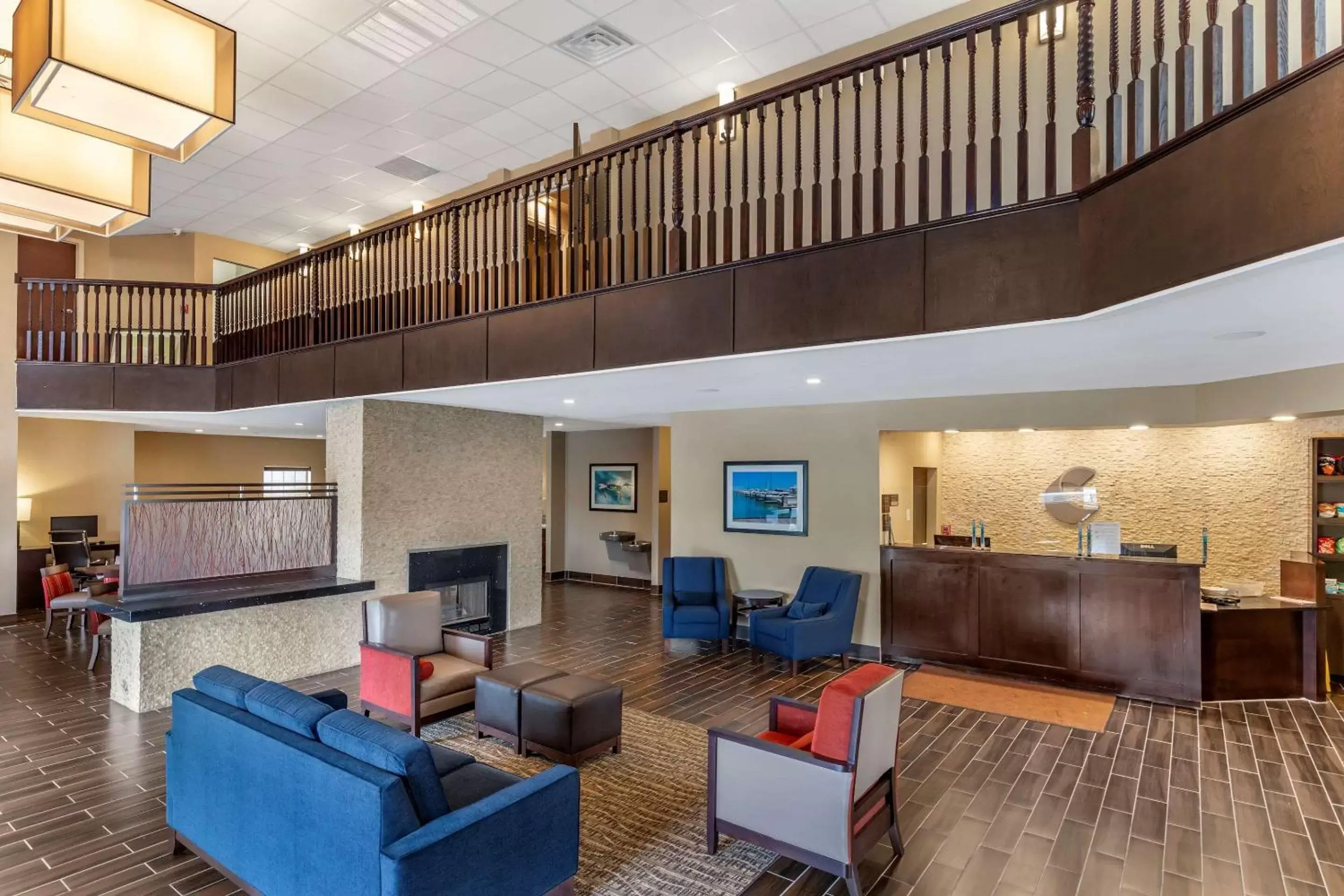 Lobby or reception, Lobby/Reception in Comfort Suites near Camp Lejeune