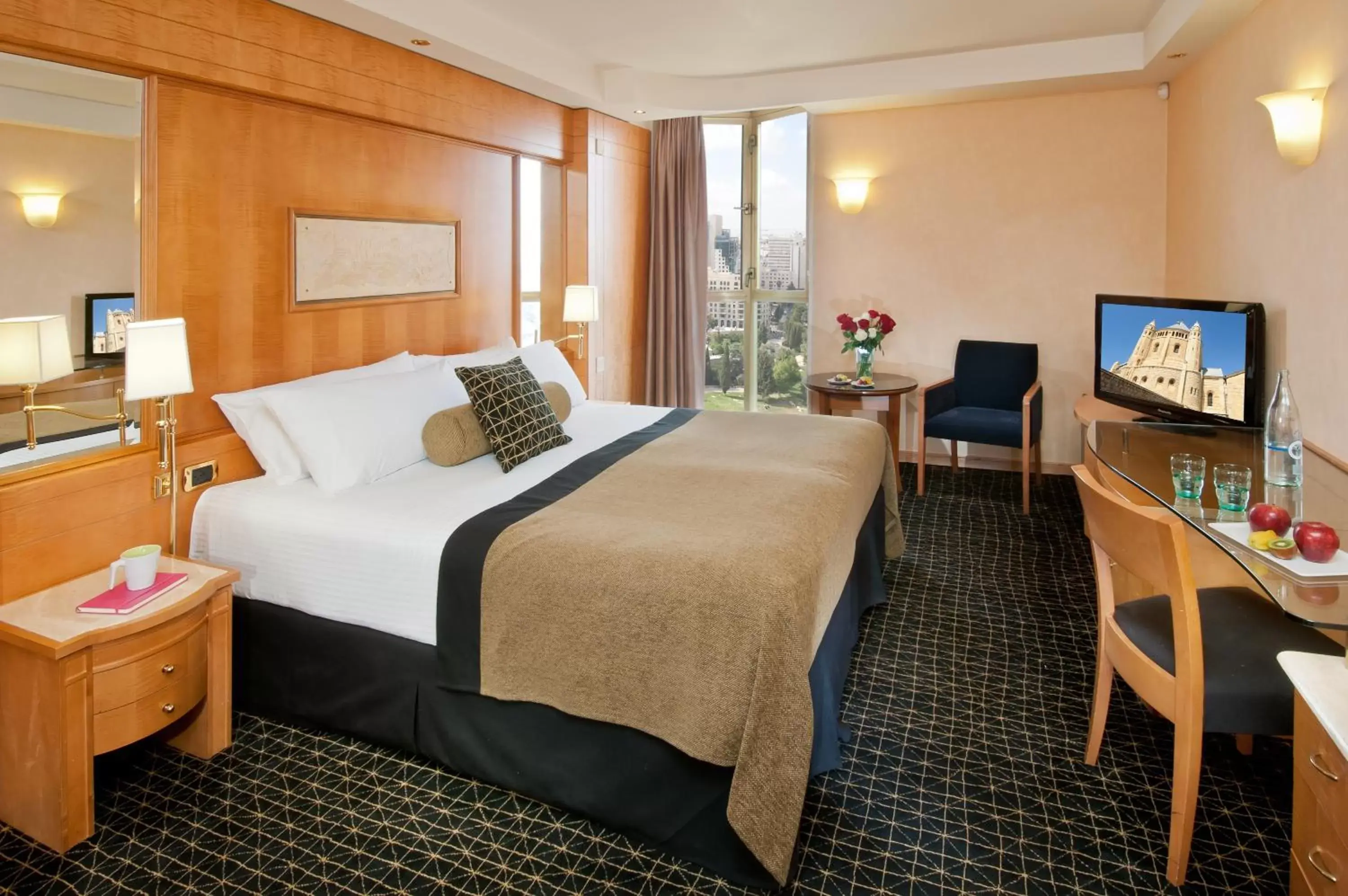 Deluxe Room with New City View (2 Adults + 1 Child) in Leonardo Plaza Hotel Jerusalem