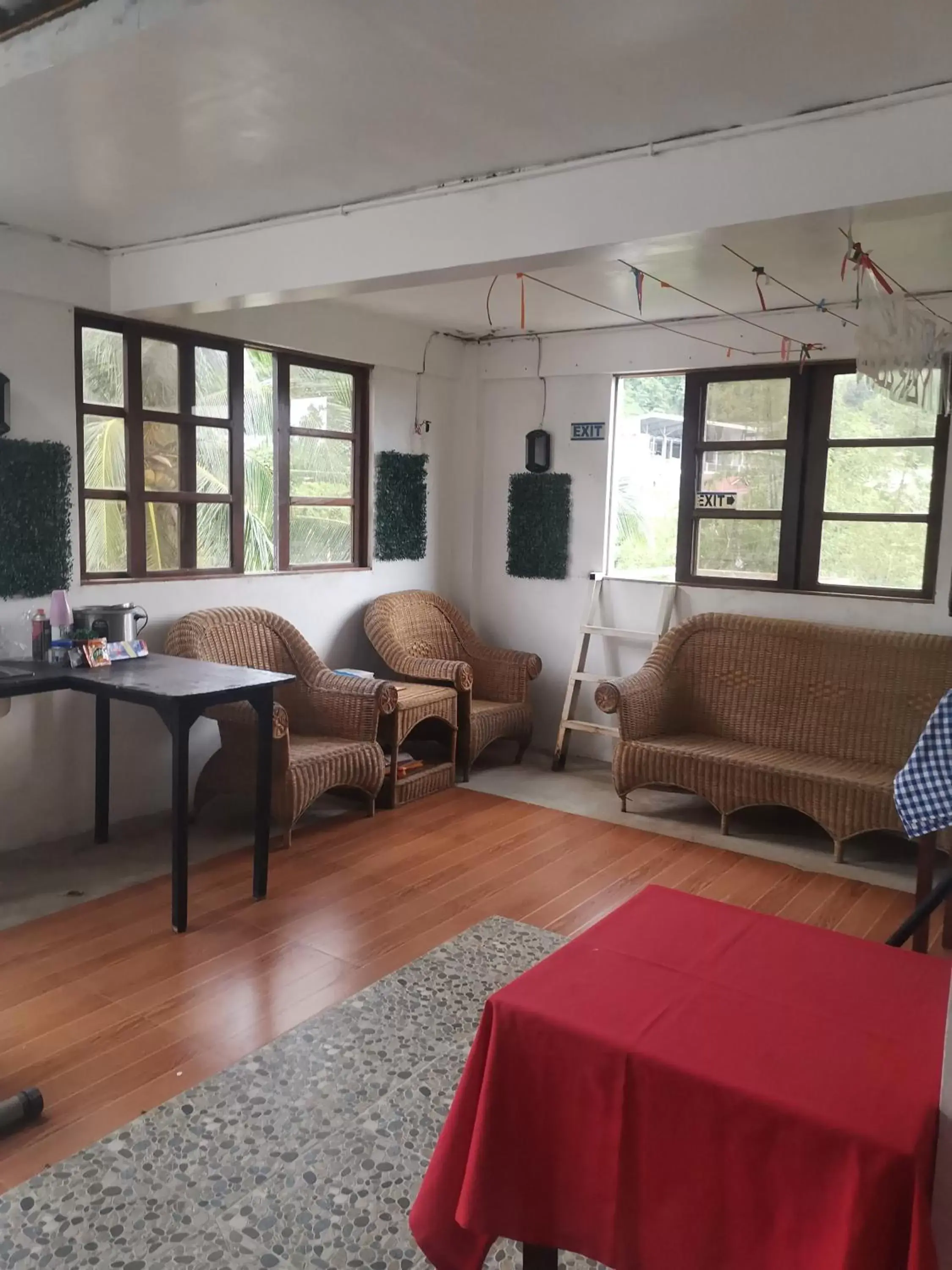 Balcony/Terrace, Seating Area in Raje Residence