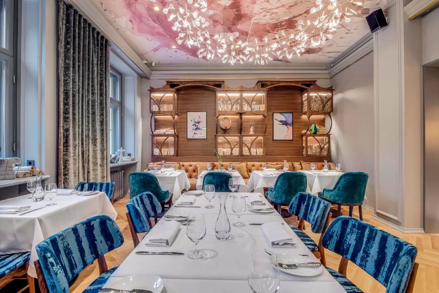 Restaurant/places to eat in Grand Poet Hotel and SPA by Semarah