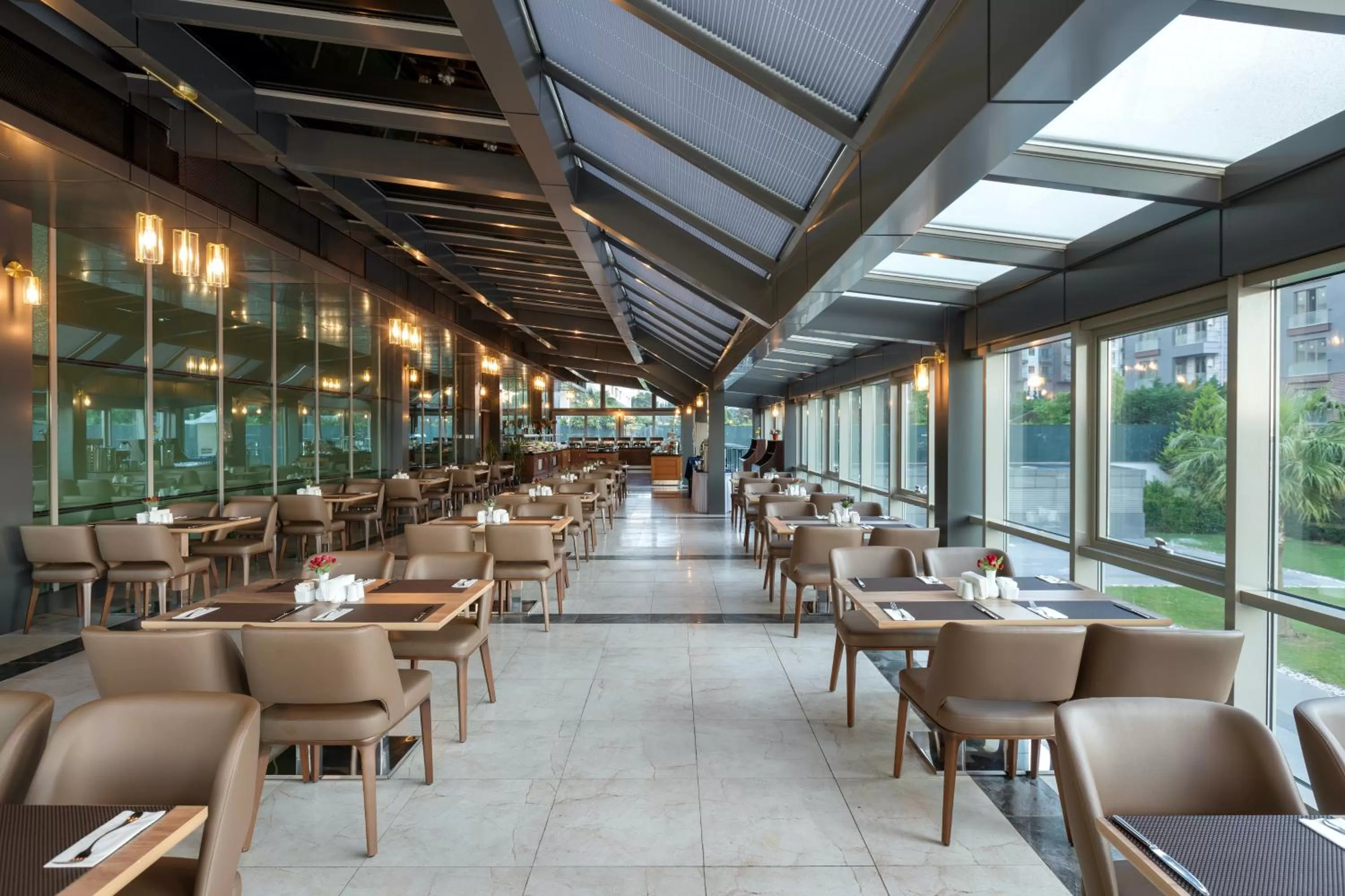 Restaurant/places to eat in Miracle Istanbul Asia Airport Hotel & Spa