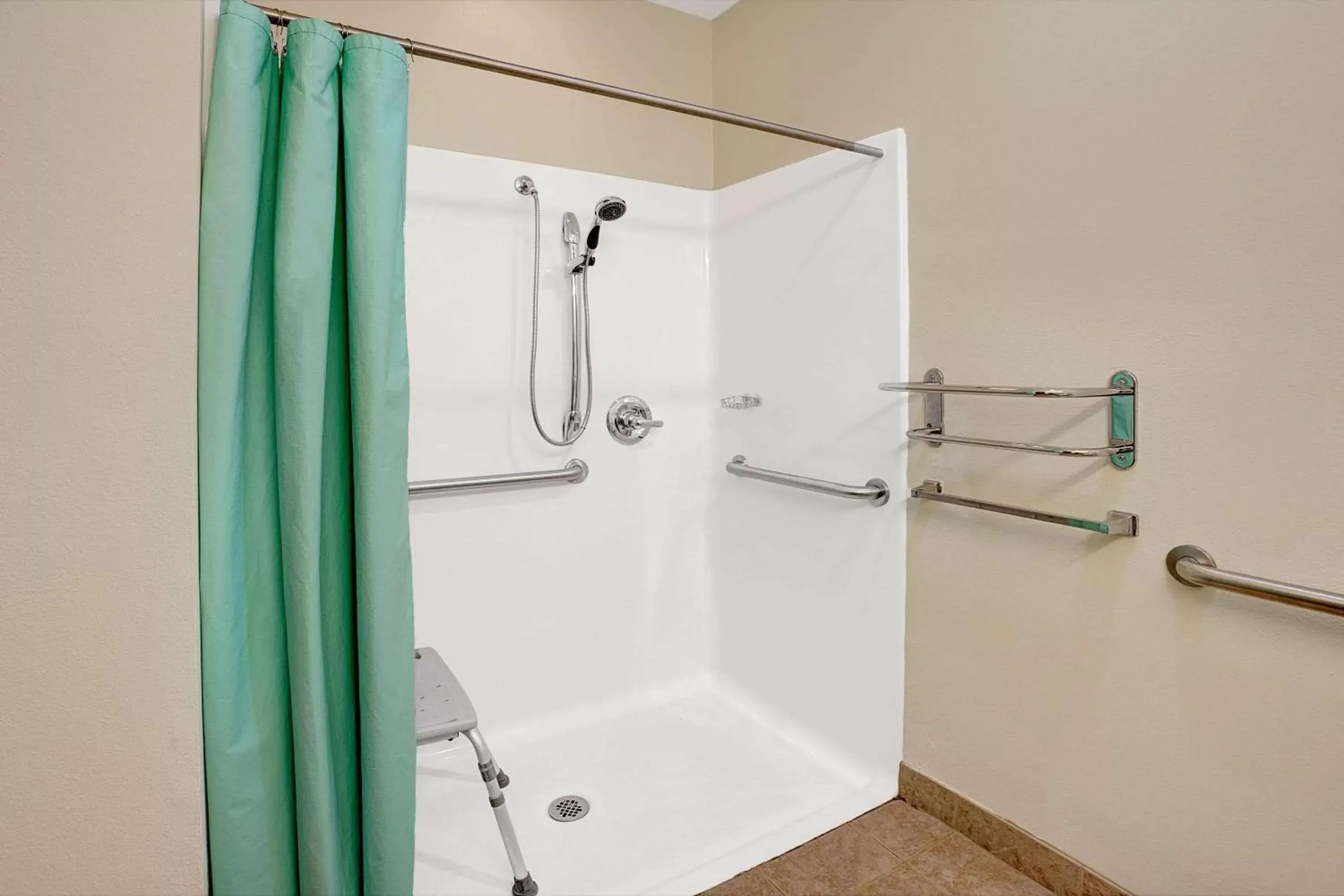 Bathroom in Microtel Inn & Suites by Wyndham Indianapolis Airport