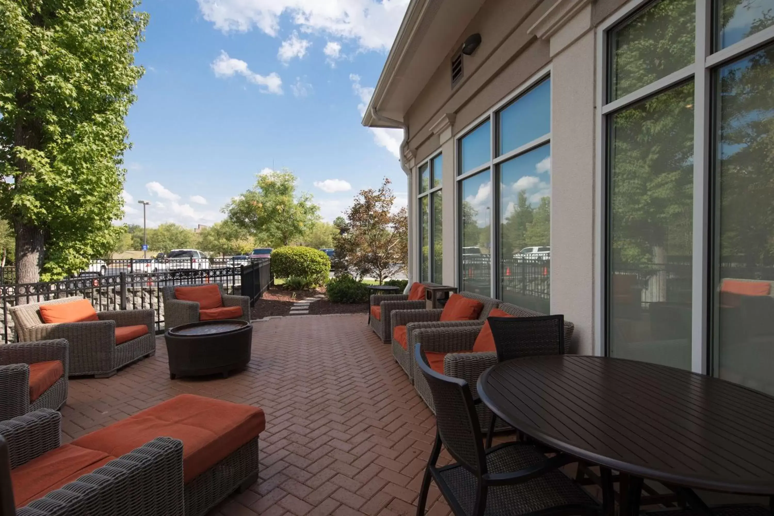 Patio in Hilton Garden Inn Columbia/Harbison