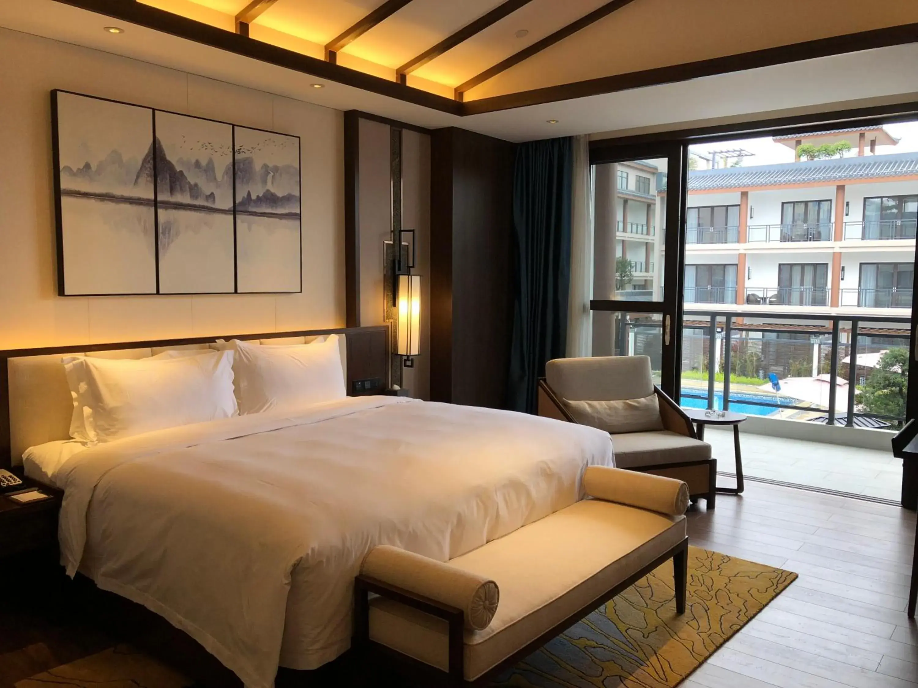 Bed in Wyndham Guilin Pingle