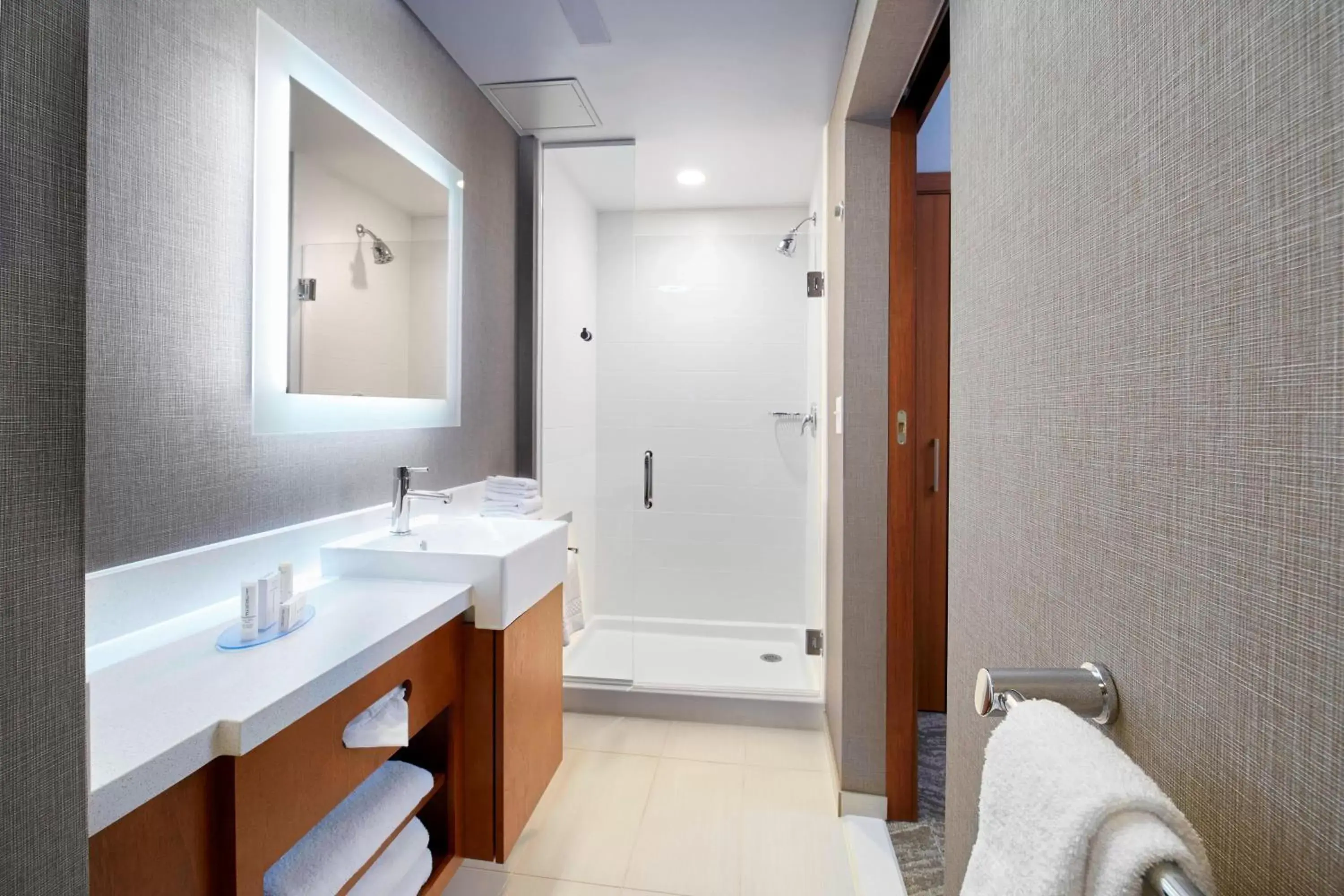 Bathroom in SpringHill Suites by Marriott Dayton Beavercreek