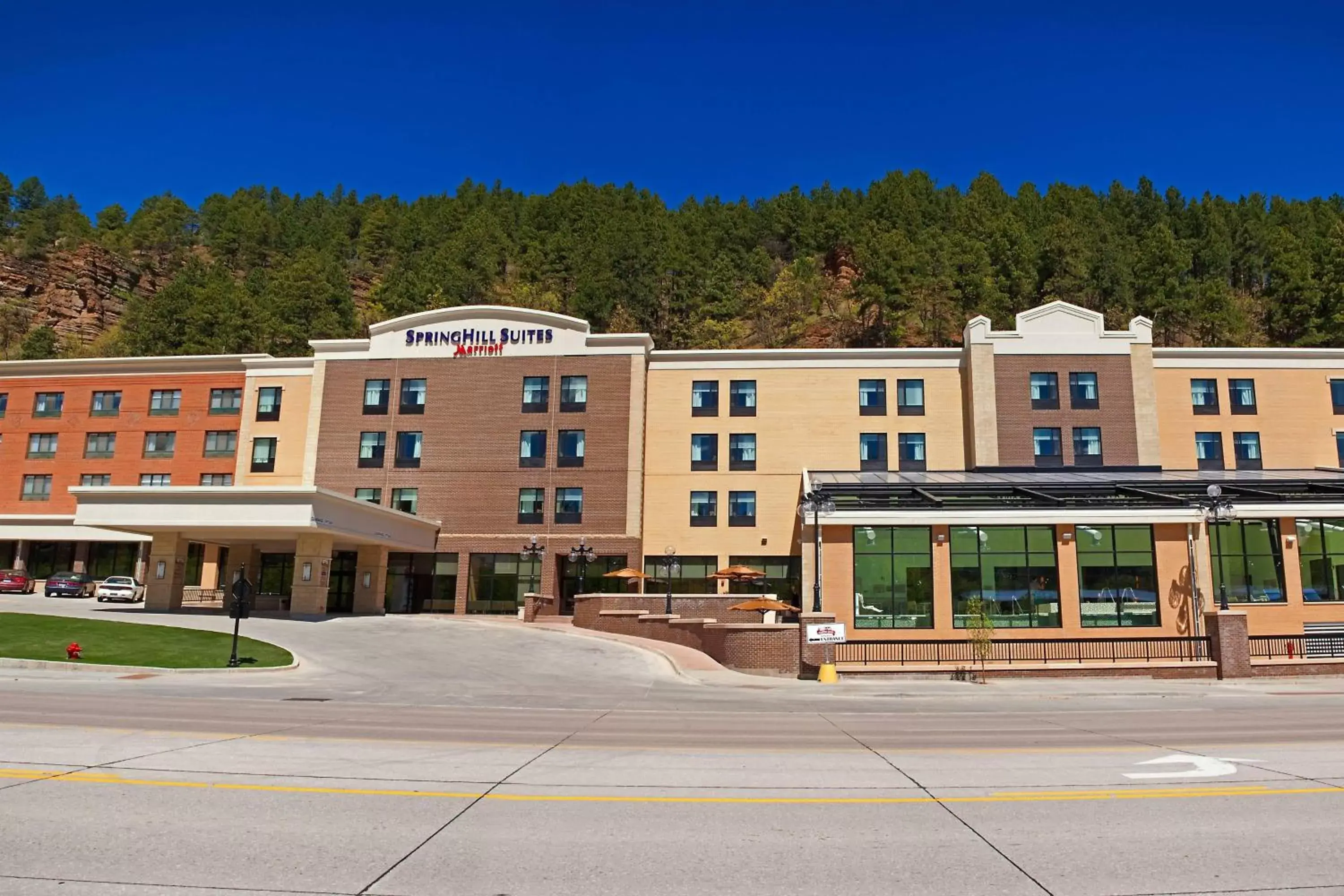 Property Building in SpringHill Suites by Marriott Deadwood