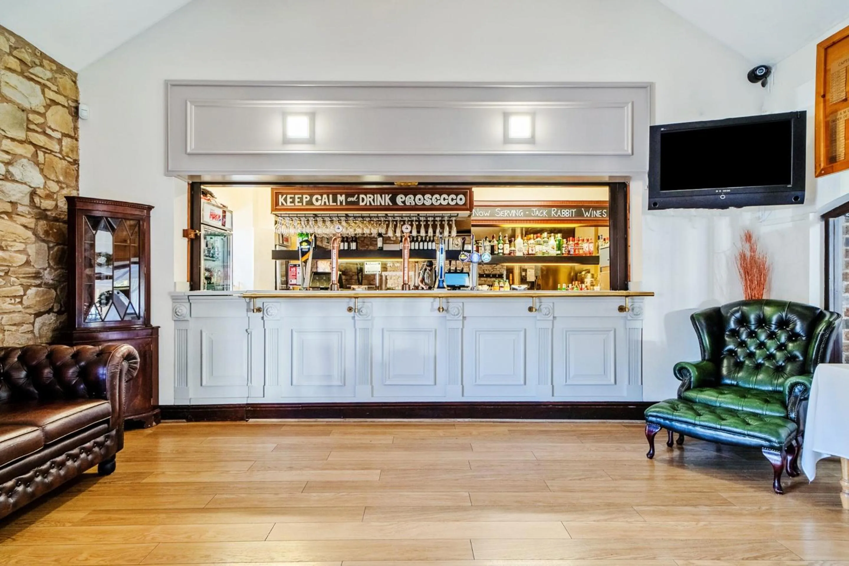 Bedroom in Mountain Park Hotel