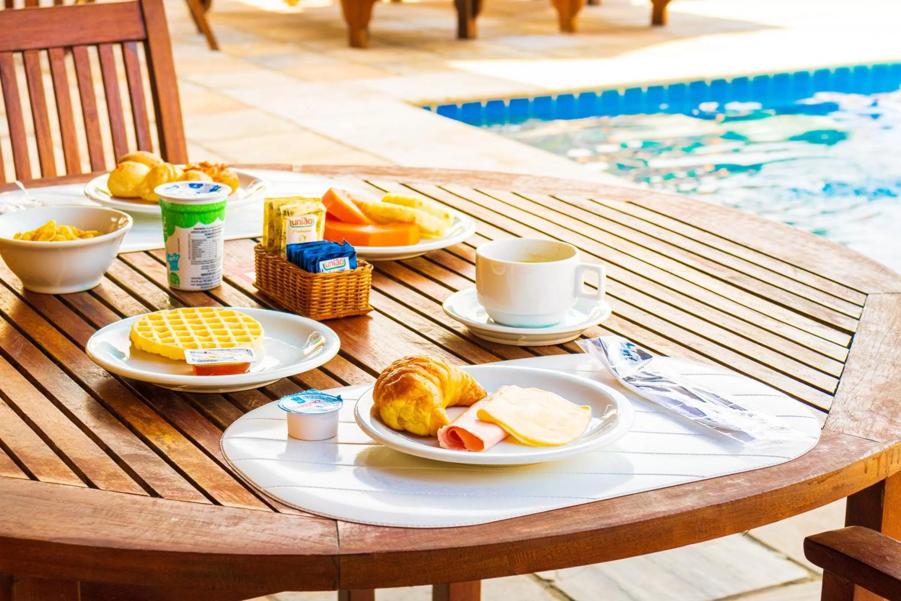 Breakfast in Bahiamarela Boutique Hotel & SPA