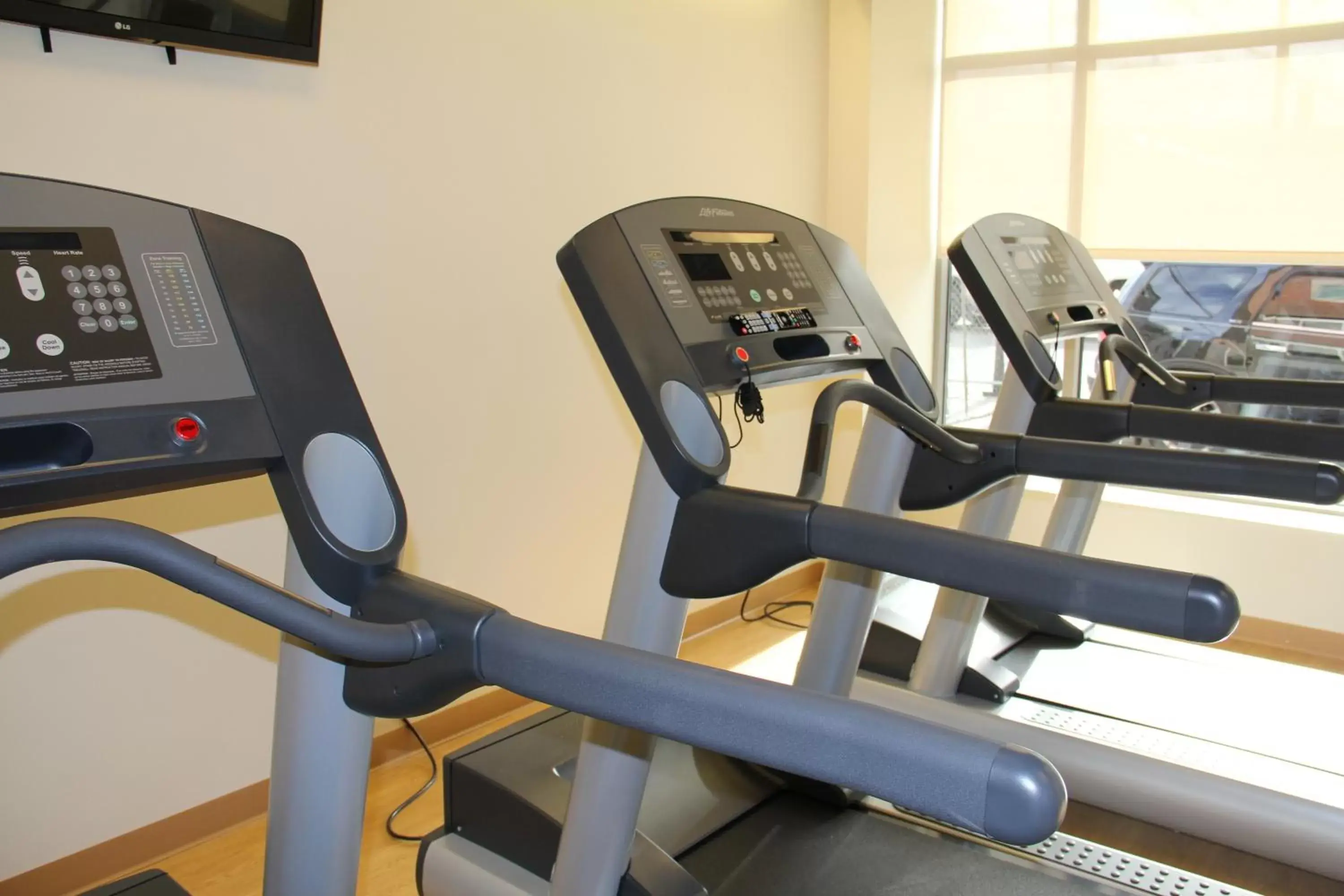 Fitness centre/facilities, Fitness Center/Facilities in Northern Hotel