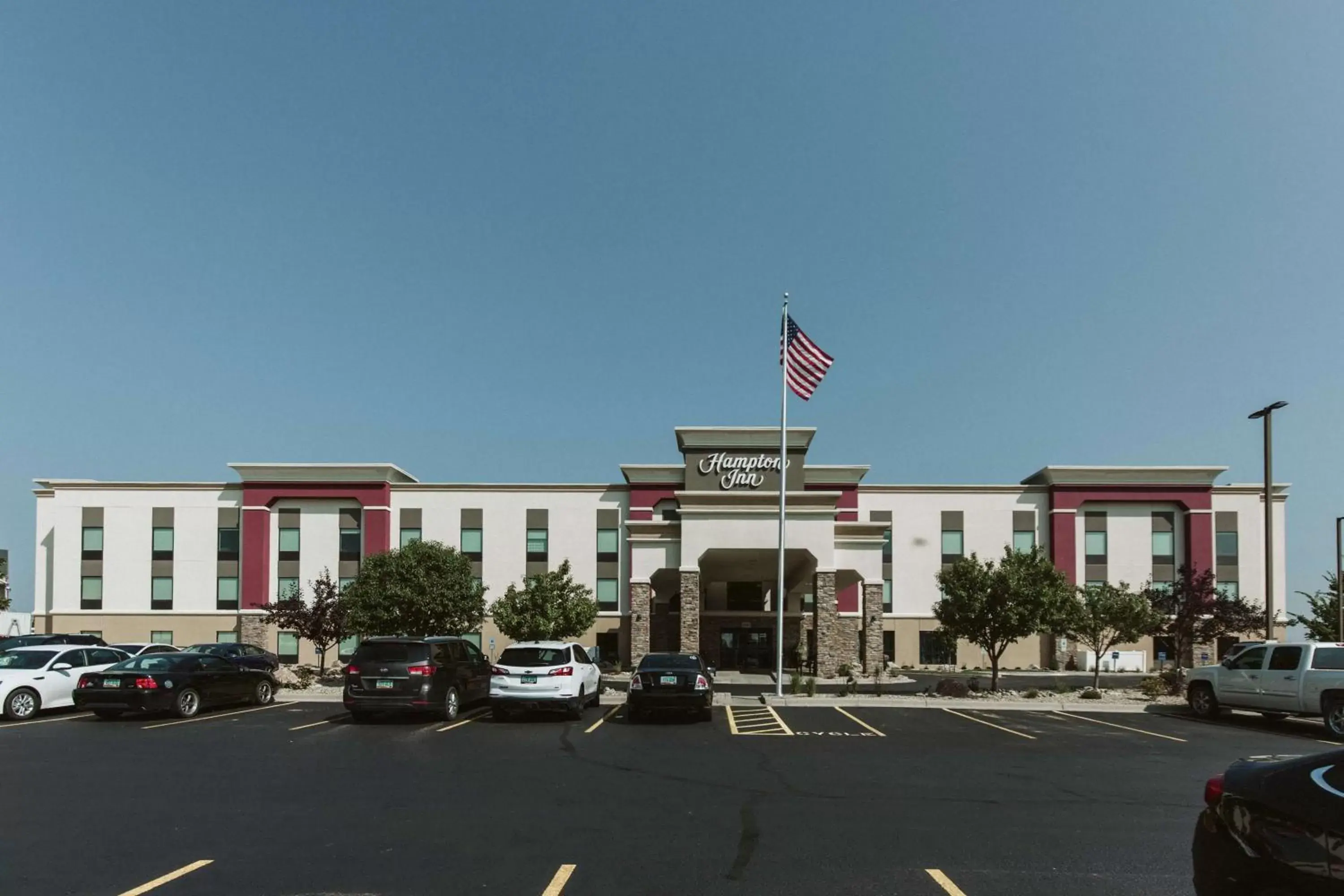 Property Building in Hampton Inn Bismarck