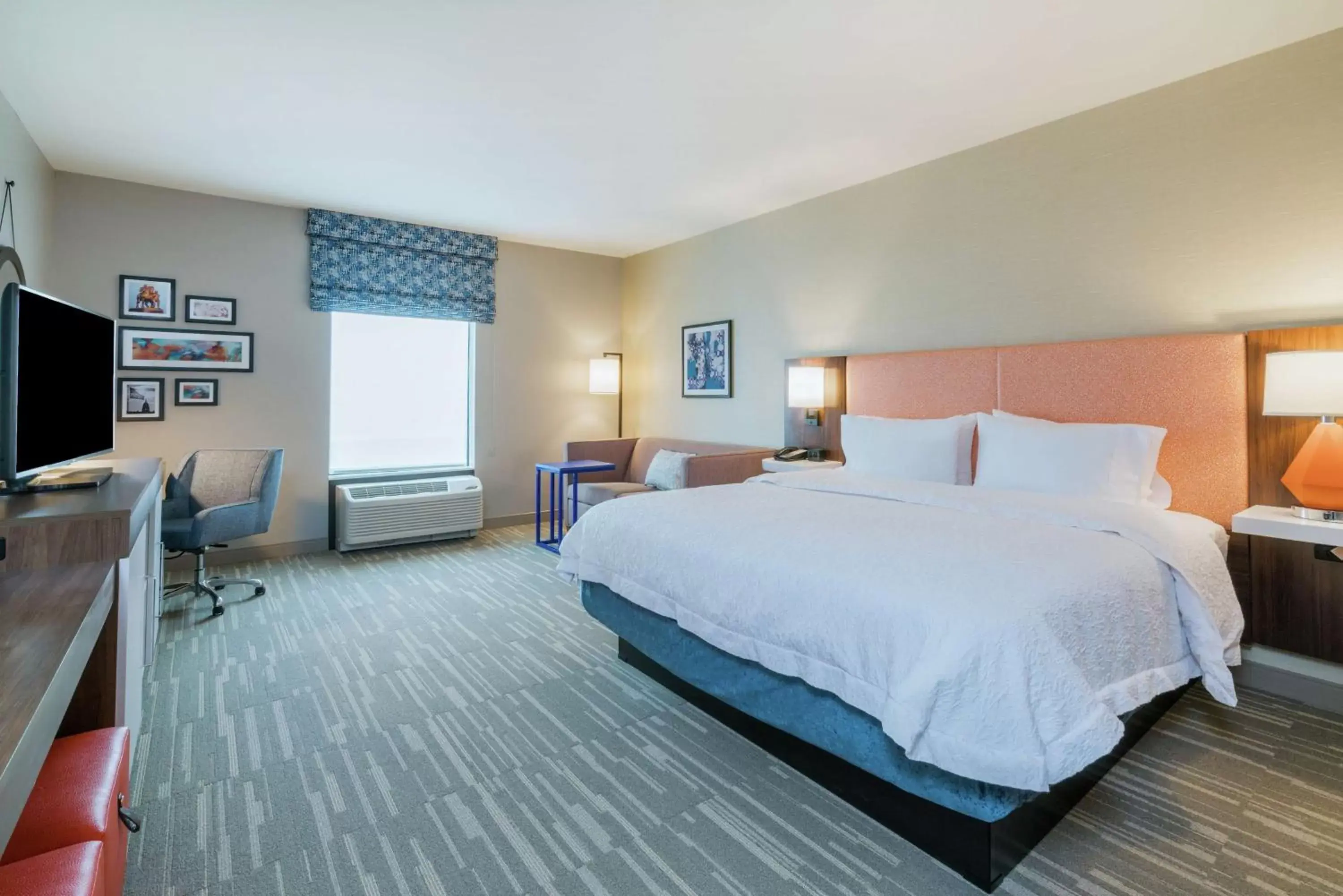 Bedroom, Bed in Hampton Inn & Suites Glenarden/Washington DC